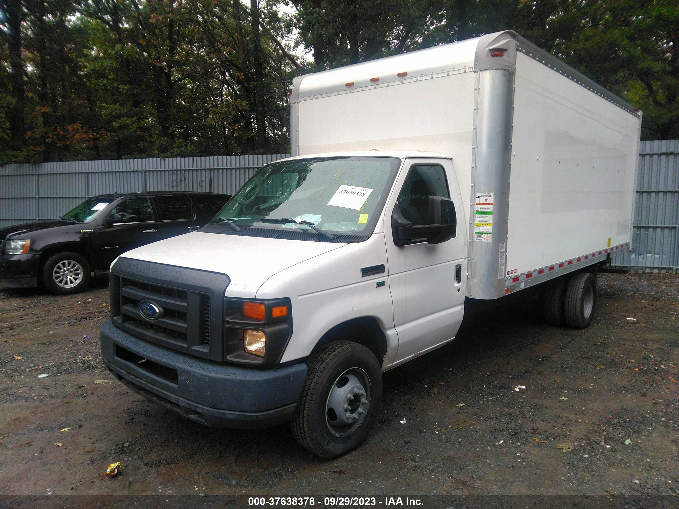 Photo 1 VIN: 1FDWE3FL8DDB22341 - FORD ECONOLINE 