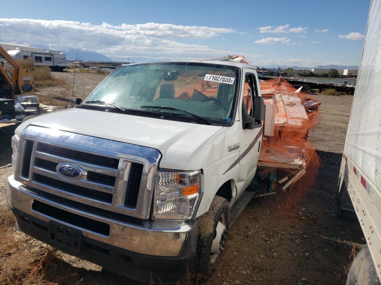 Photo 1 VIN: 1FDWE3FN0MDC29174 - FORD ECONOLINE 