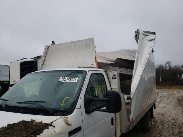 Photo 8 VIN: 1FDWE3FSXHDC50576 - FORD E350 