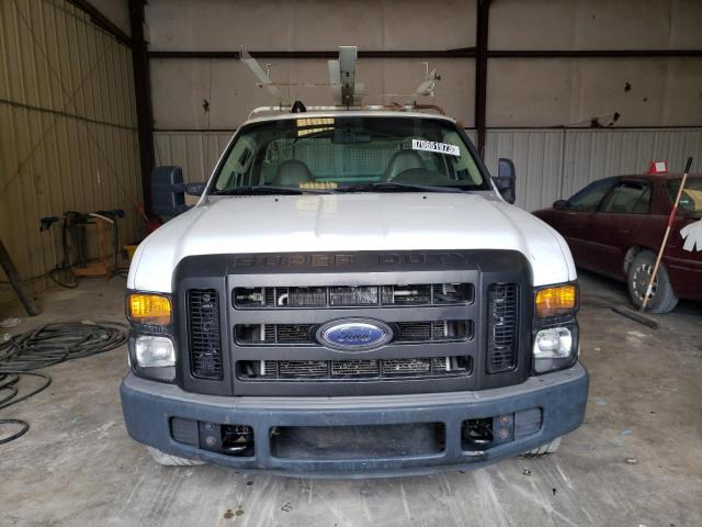 Photo 4 VIN: 1FDWF30548EC63740 - FORD F350 SRW S 