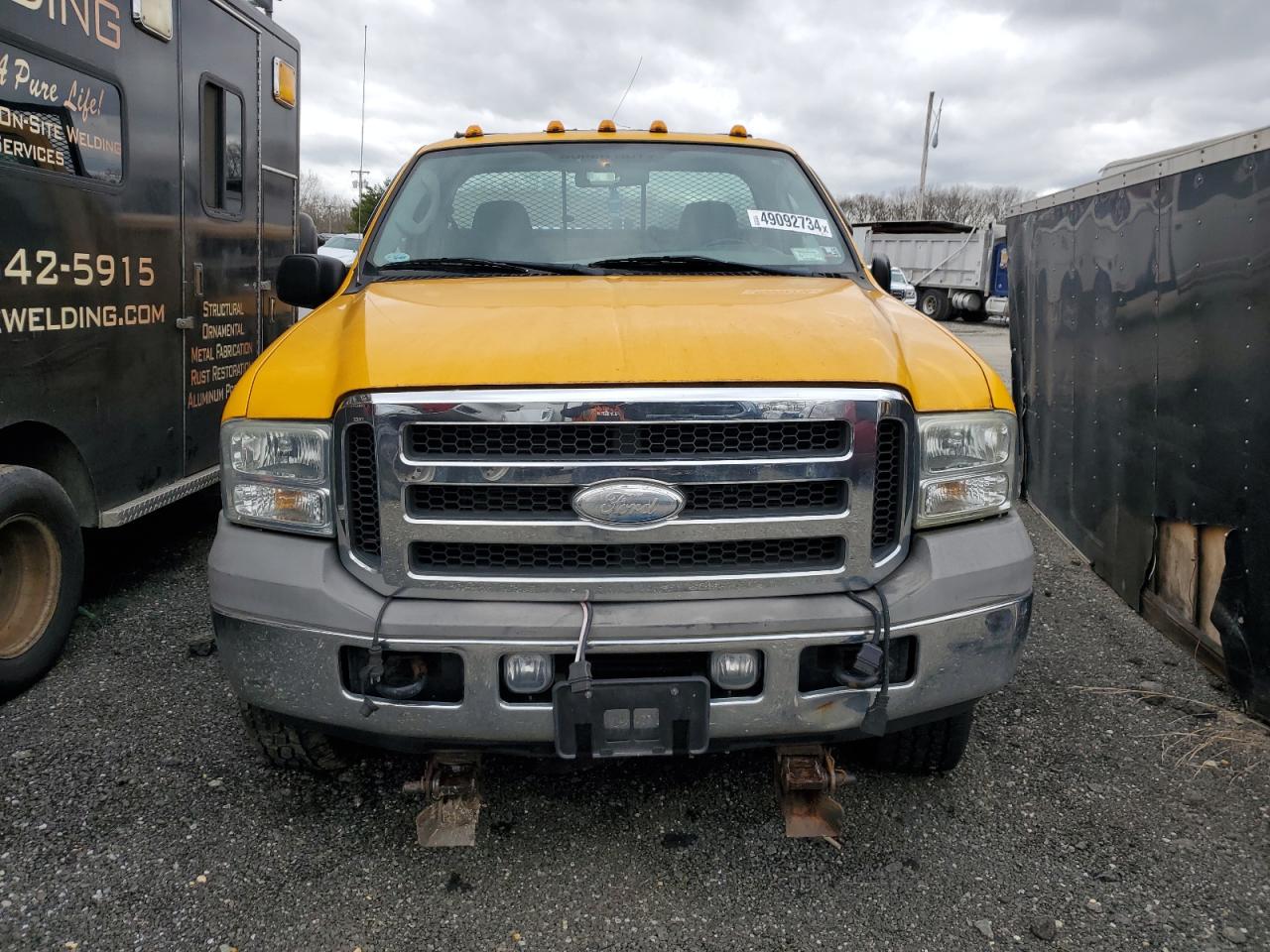 Photo 4 VIN: 1FDWF31P45EC34444 - FORD F350 