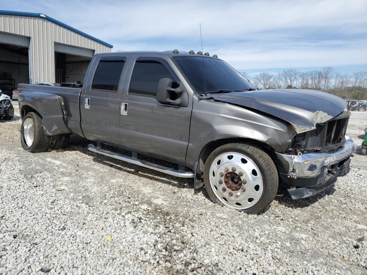 Photo 3 VIN: 1FDWF36F6XED05260 - FORD F350 