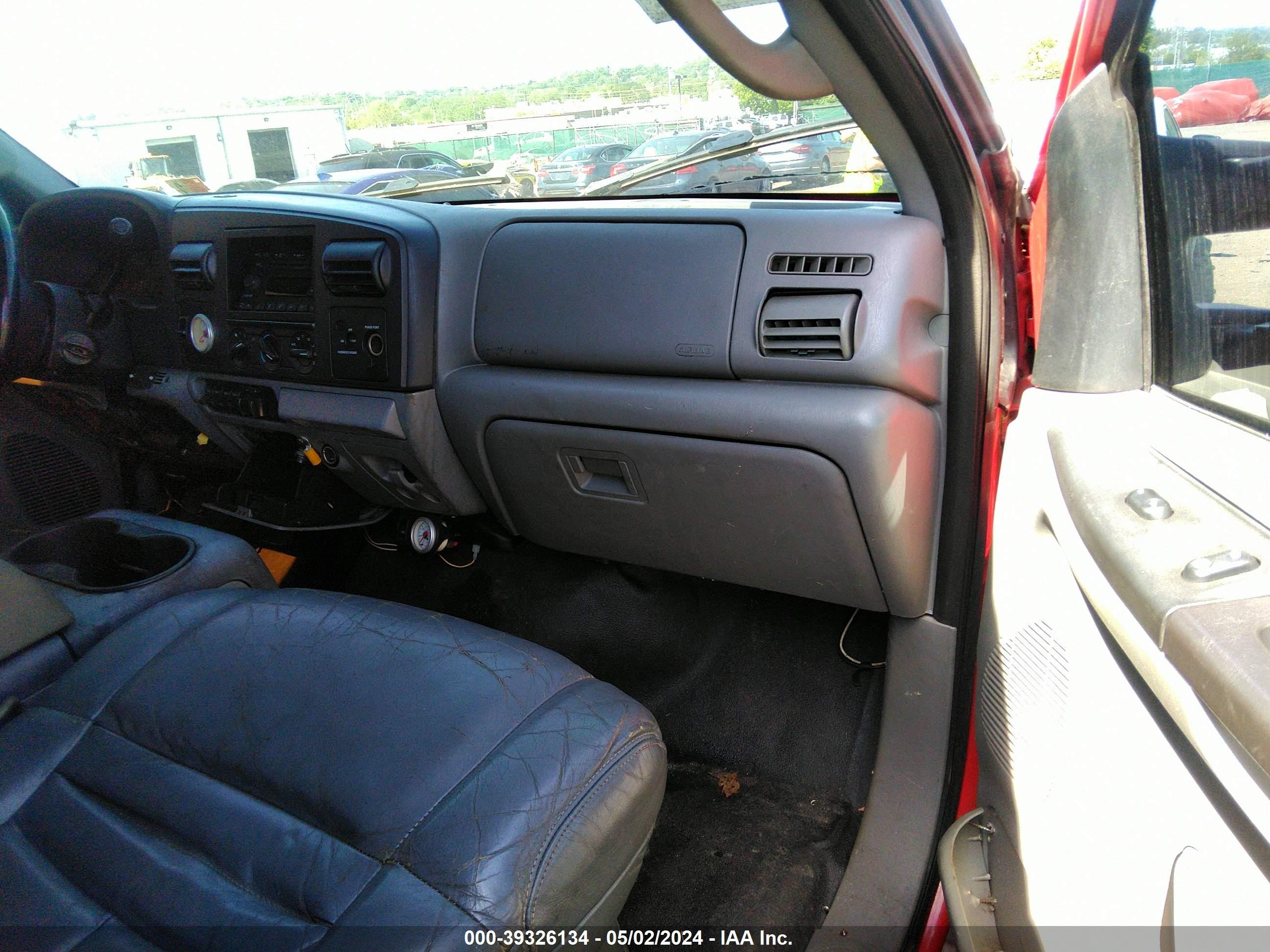 Photo 5 VIN: 1FDWF36P26EA01513 - FORD F350 