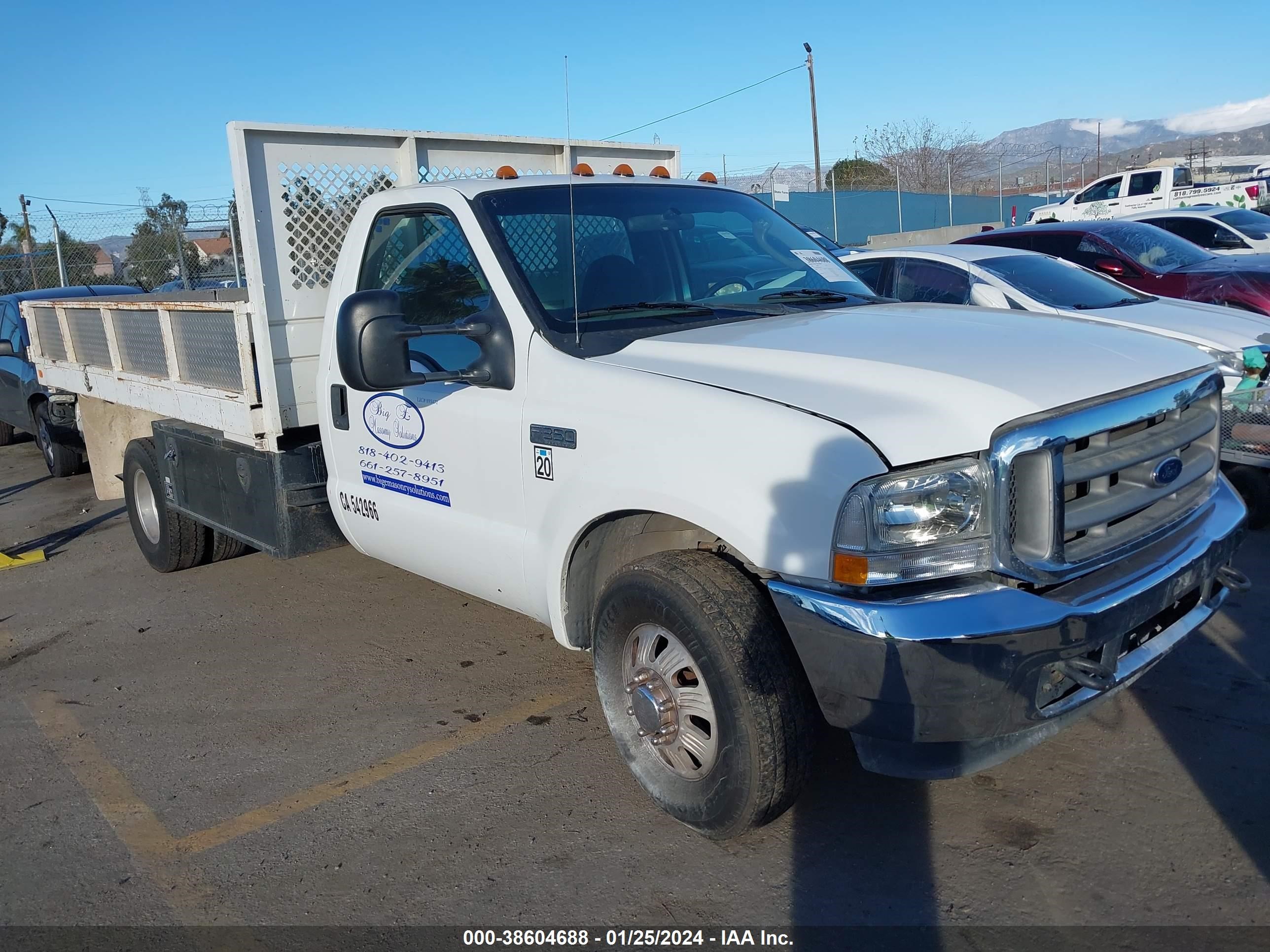 Photo 1 VIN: 1FDWF36S74EB46032 - FORD F350 