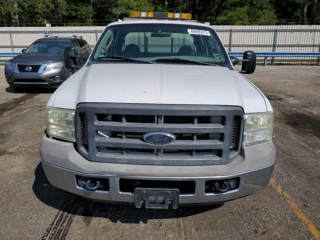 Photo 4 VIN: 1FDWW30545EB87013 - FORD F350 SRW S 