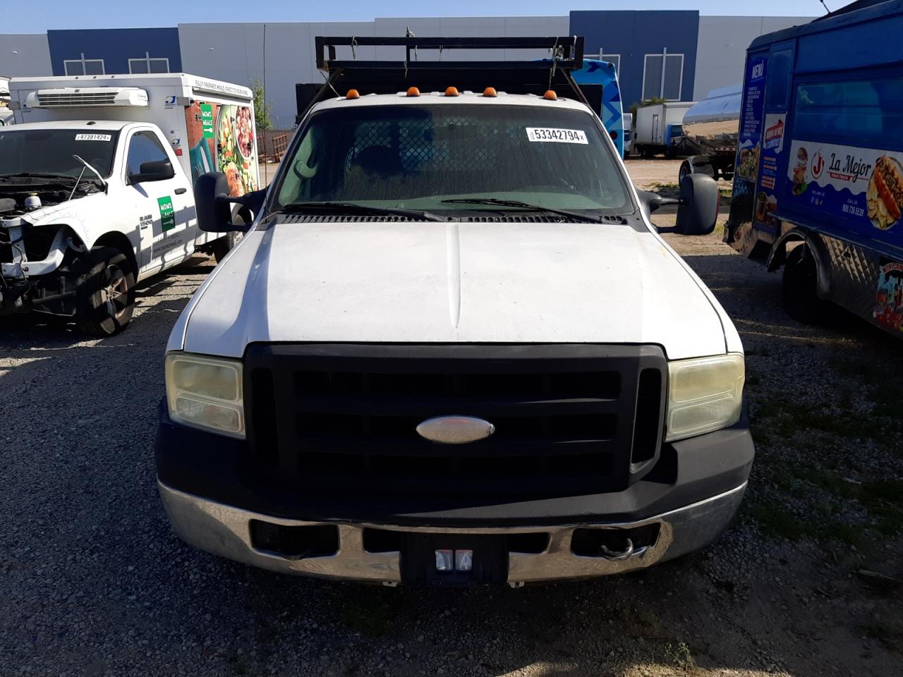 Photo 4 VIN: 1FDWW36P86EC02963 - FORD F350 