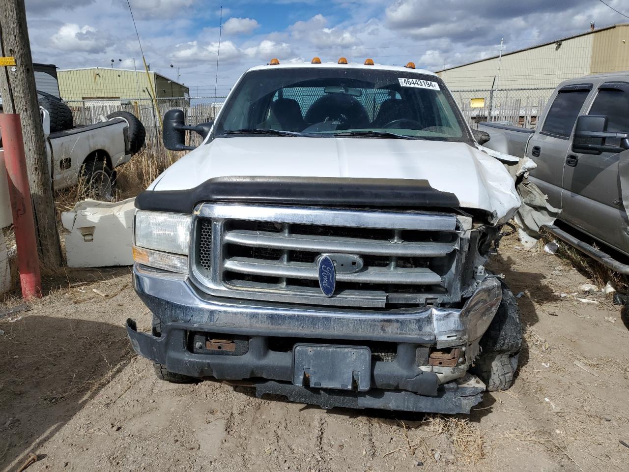 Photo 4 VIN: 1FDWW37F02EC26786 - FORD F350 