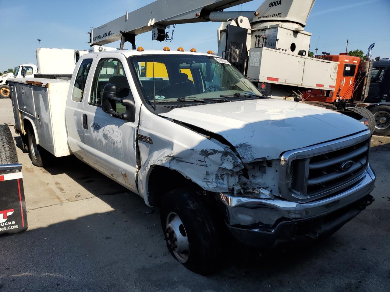 Photo 3 VIN: 1FDWX37F81EB01417 - FORD F350 