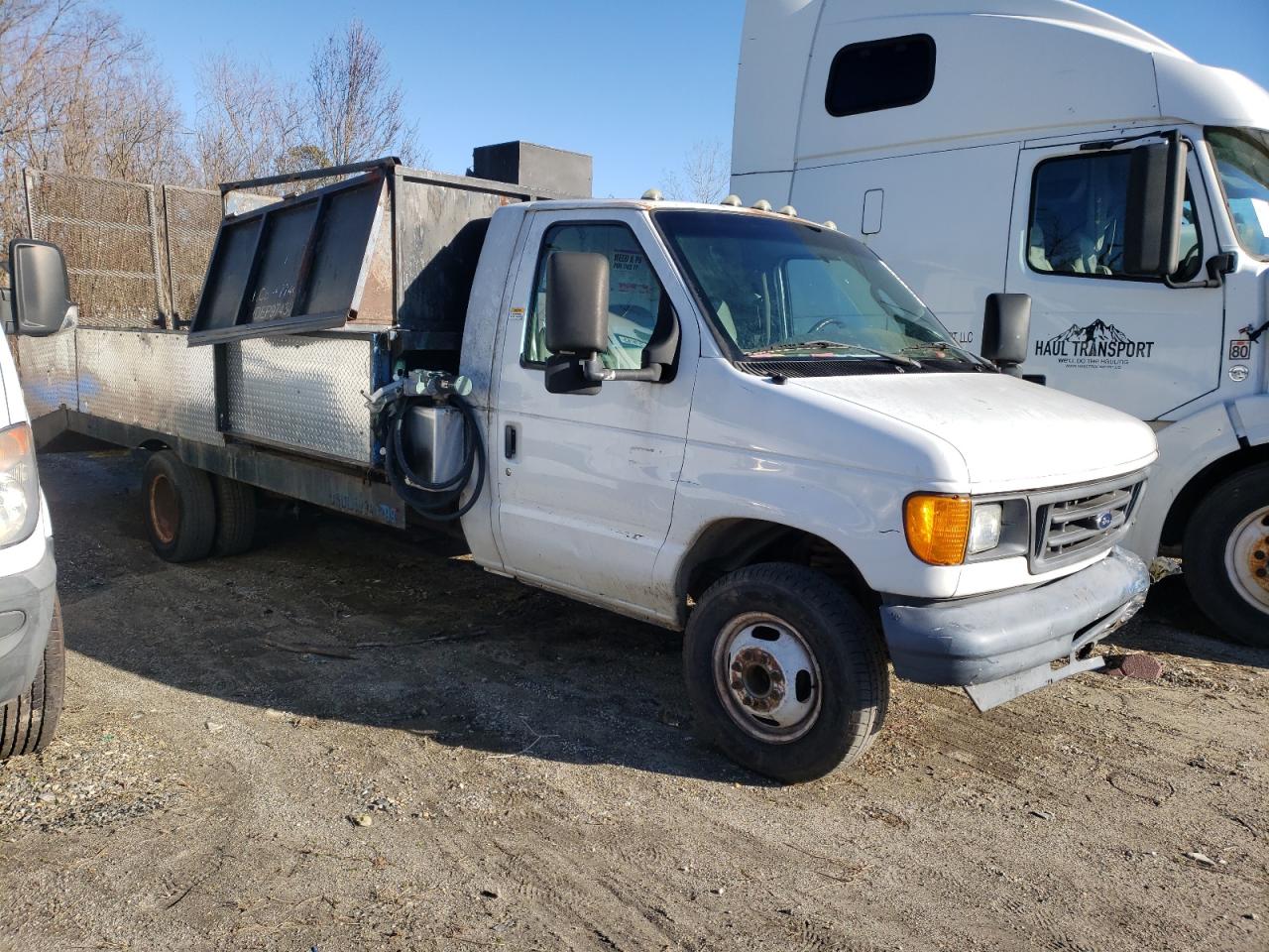 Photo 3 VIN: 1FDXE45S36DA08950 - FORD ECONOLINE 