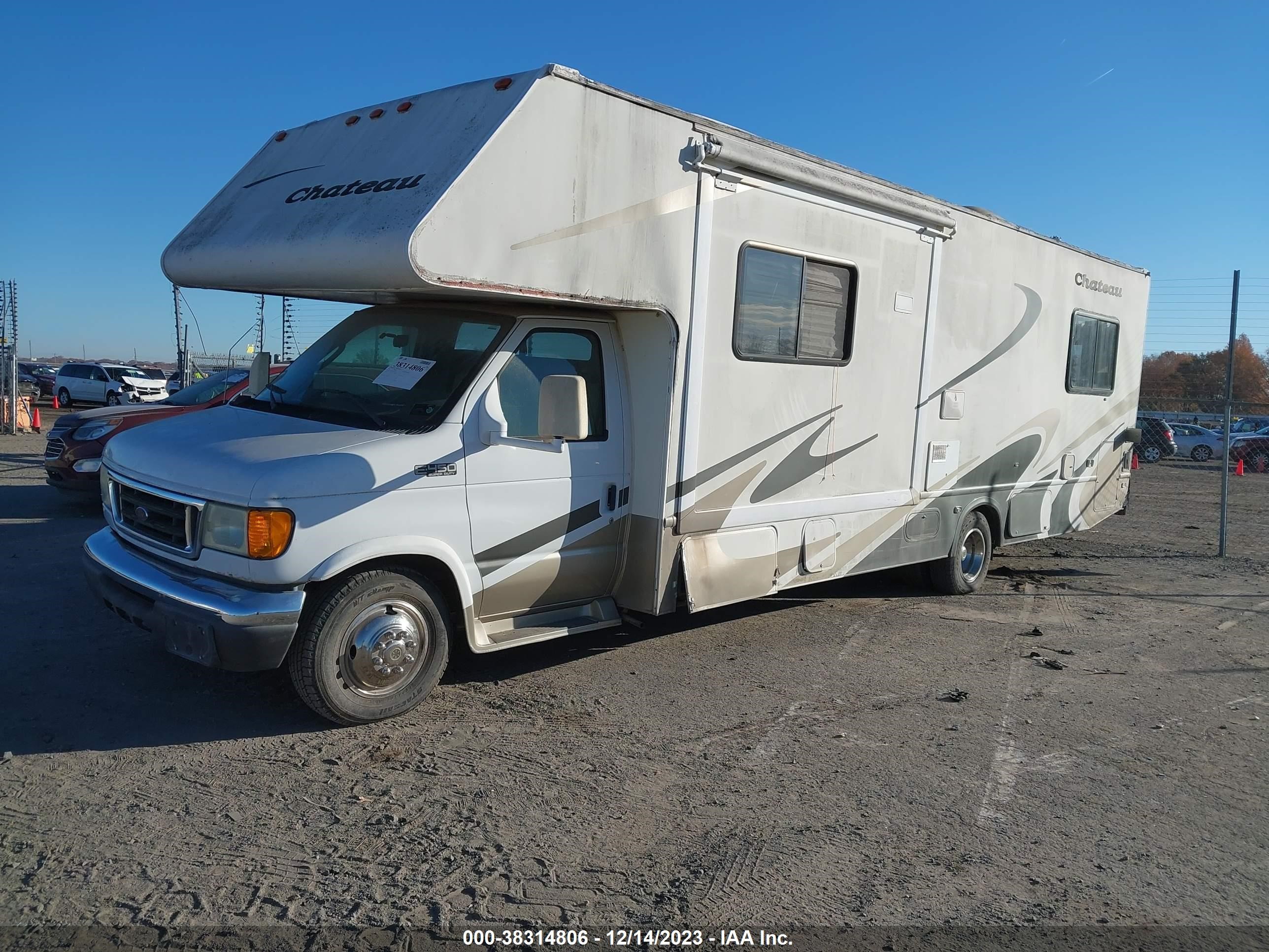 Photo 1 VIN: 1FDXE45S85HA05131 - FORD ECONOLINE 