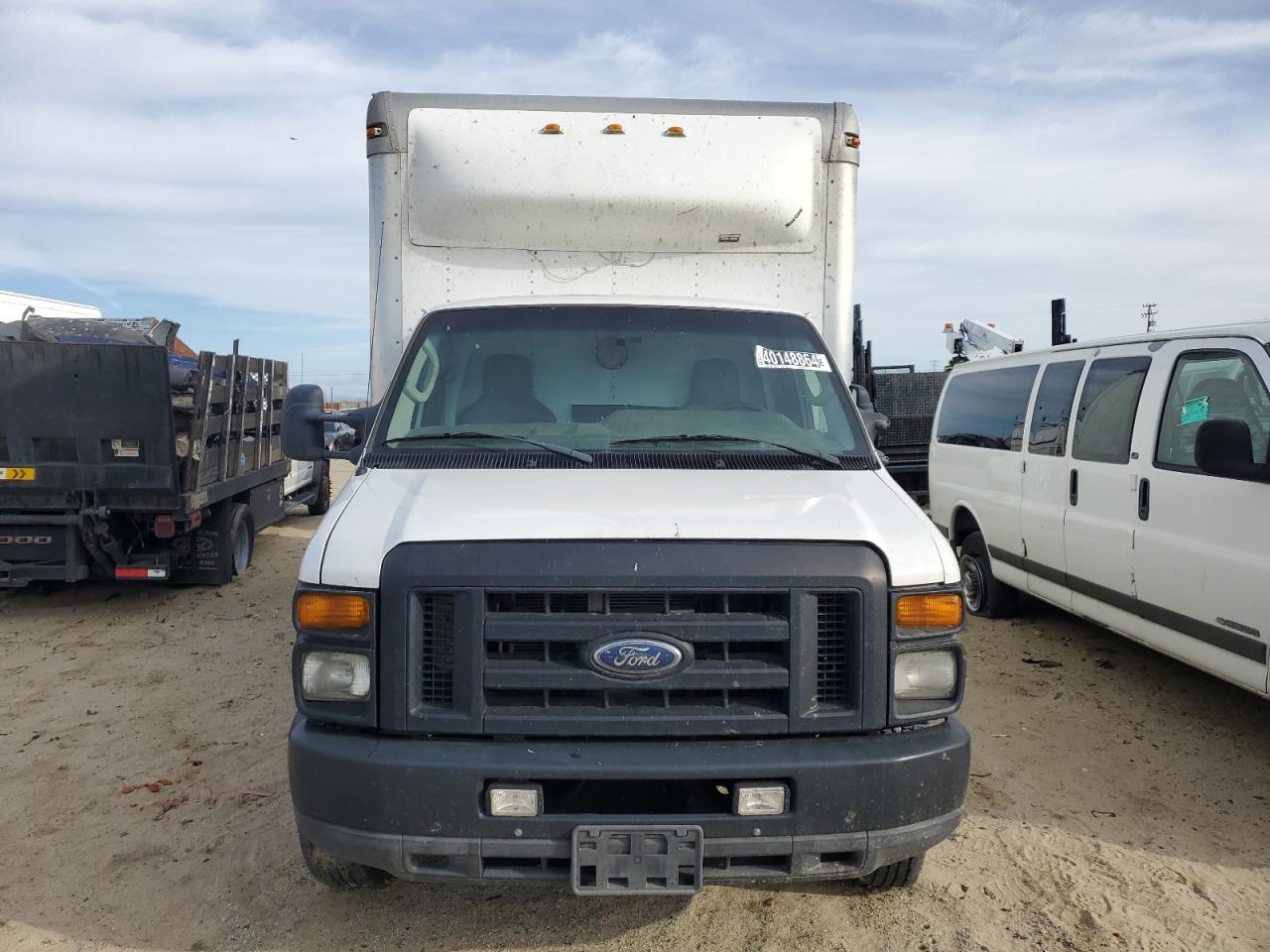 Photo 4 VIN: 1FDXE4FL4BDA95243 - FORD ECONOLINE 