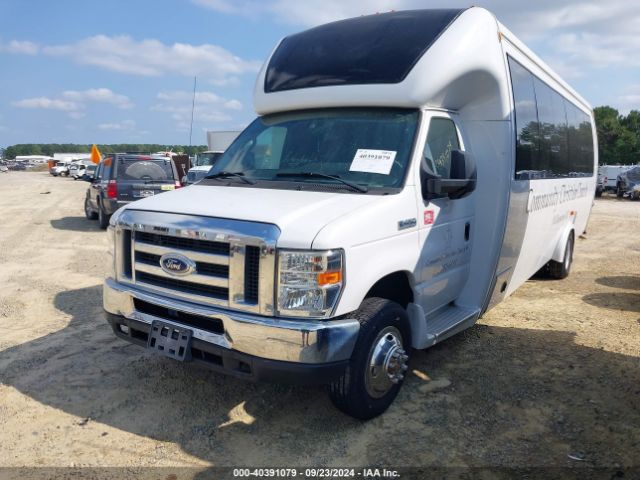 Photo 1 VIN: 1FDXE4FS0GDC14145 - FORD E-450 