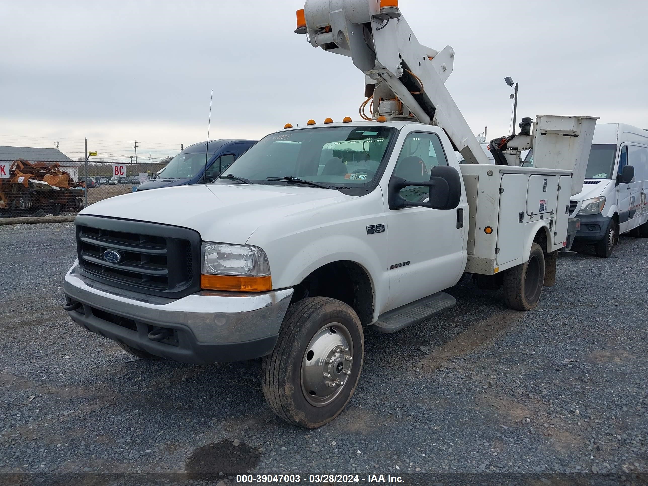 Photo 1 VIN: 1FDXF46F0YEC06705 - FORD F450 