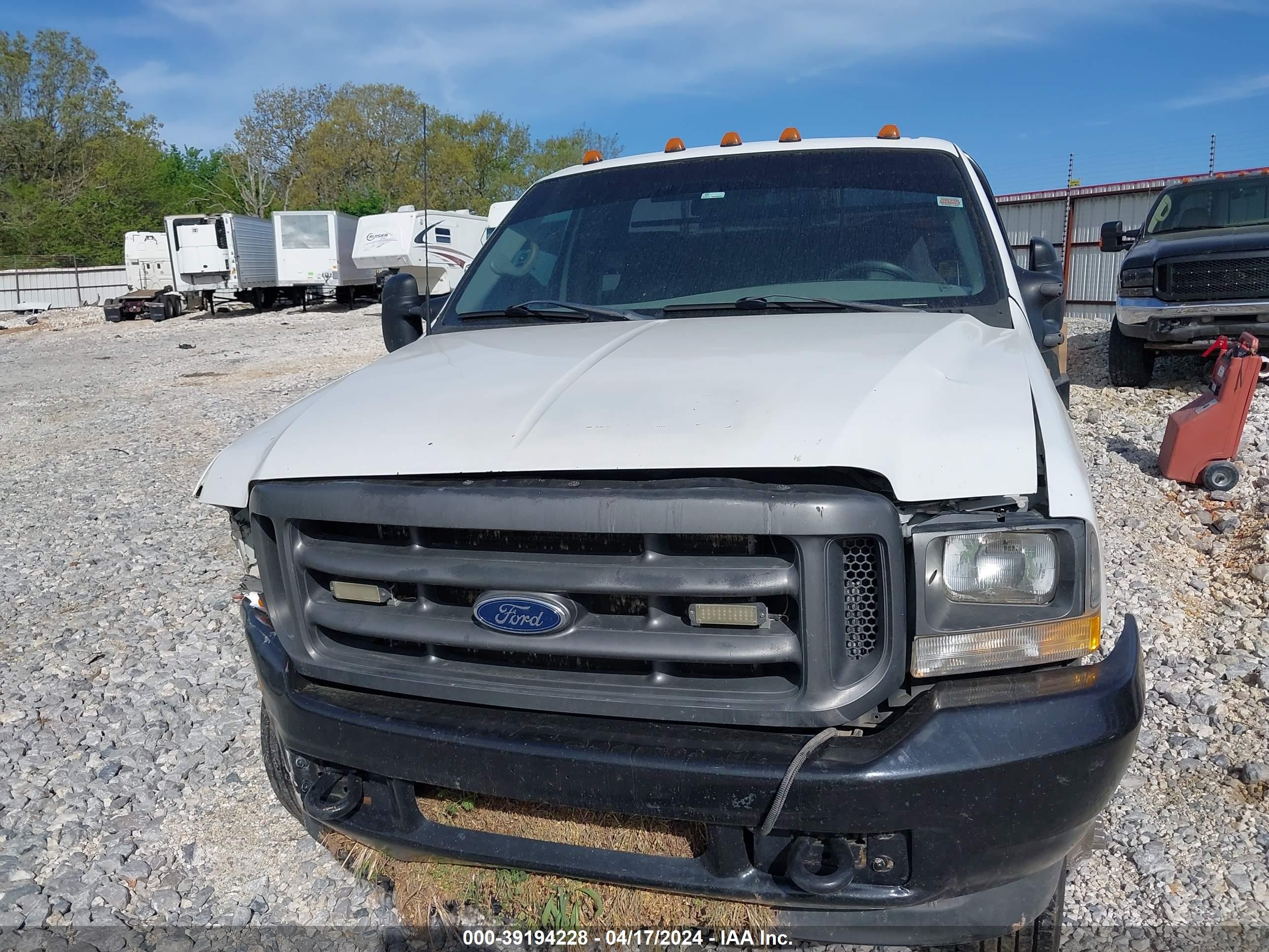 Photo 9 VIN: 1FDXF46F62ED64795 - FORD F450 