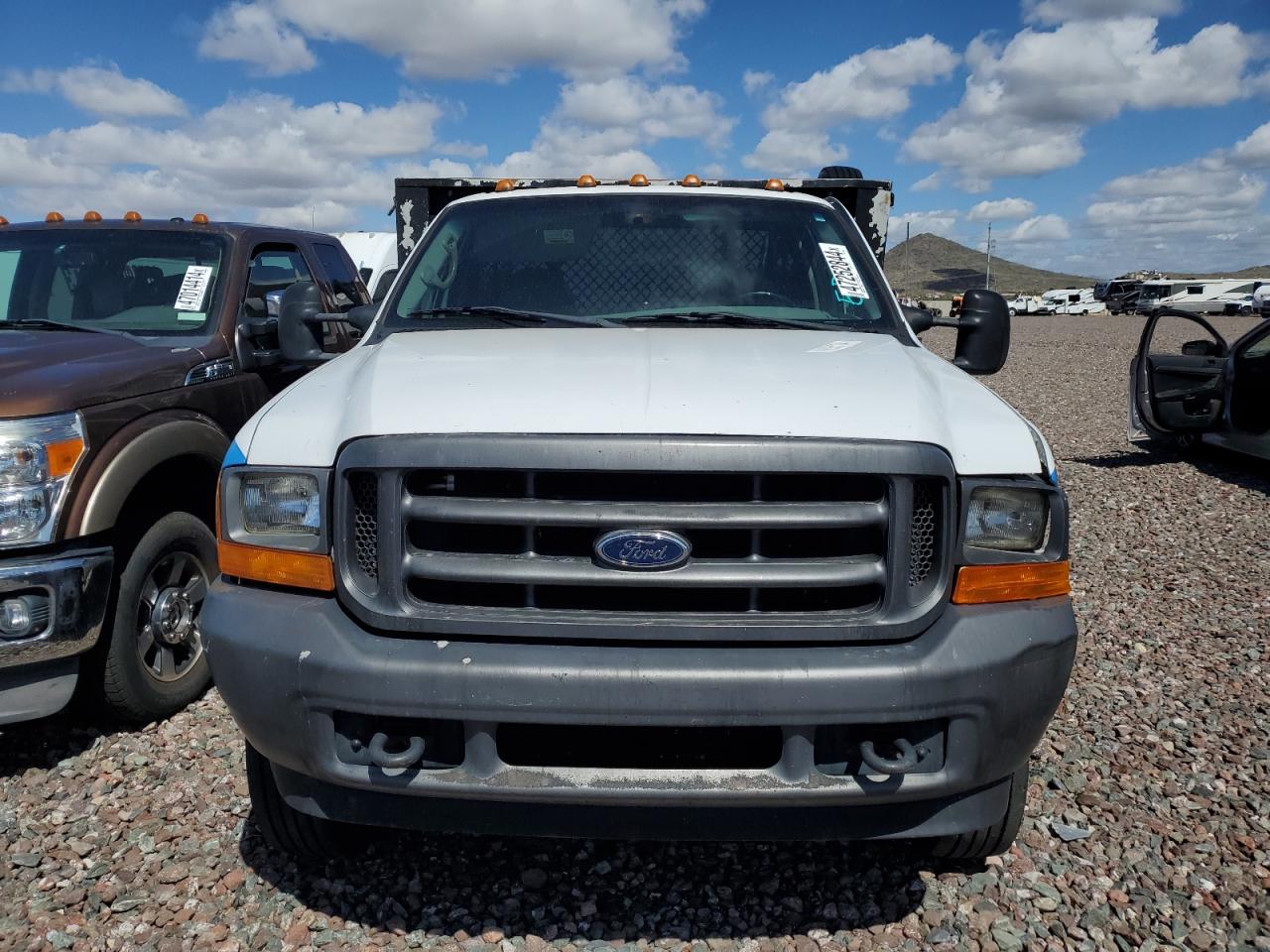 Photo 4 VIN: 1FDXF46F71ED84584 - FORD F450 