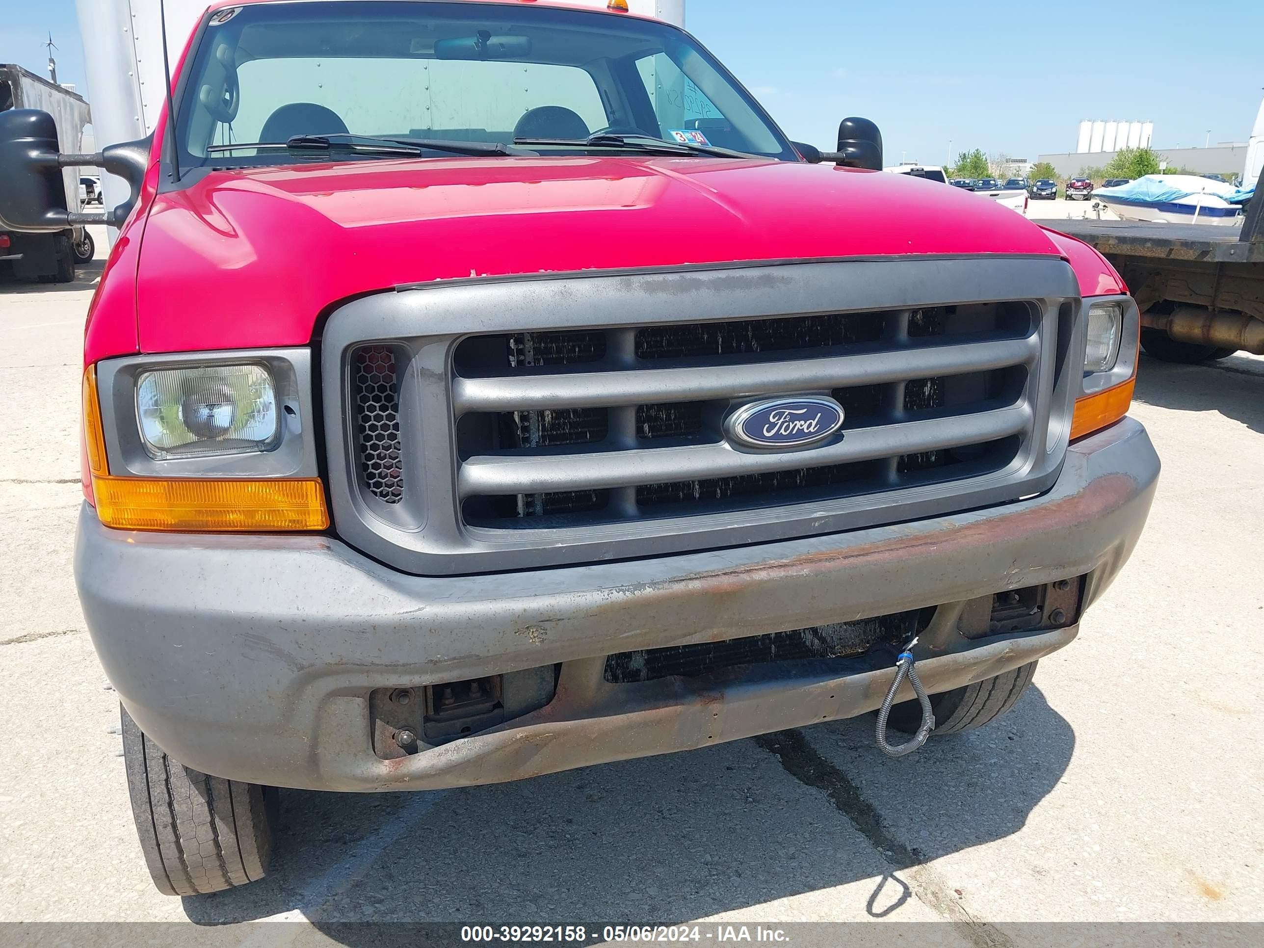 Photo 10 VIN: 1FDXF46F7XEE97458 - FORD F450 