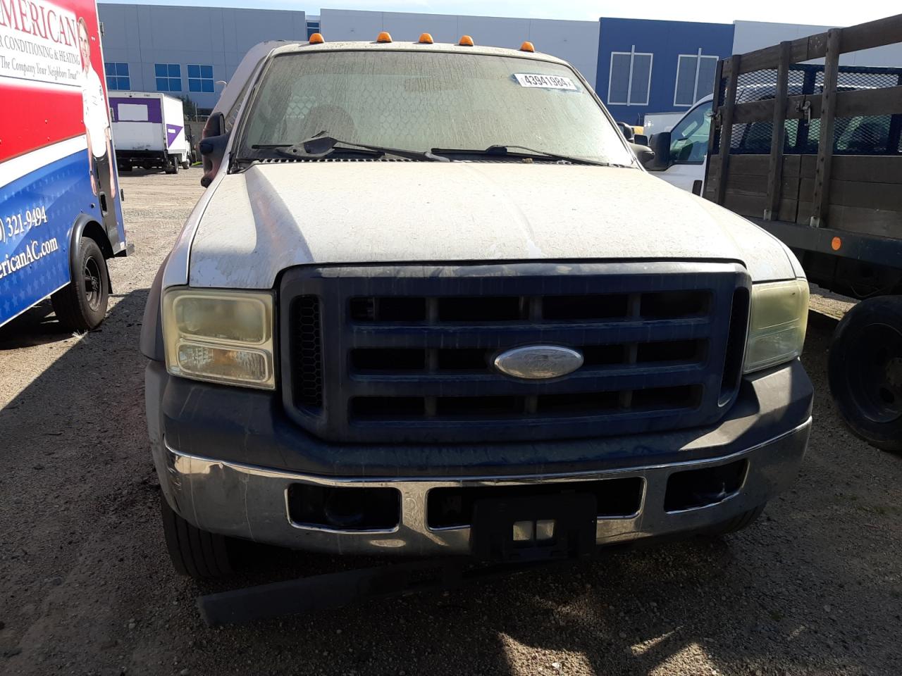 Photo 4 VIN: 1FDXF46P37EB12843 - FORD F450 