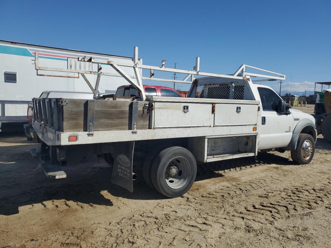 Photo 3 VIN: 1FDXF46P87EA42210 - FORD F450 