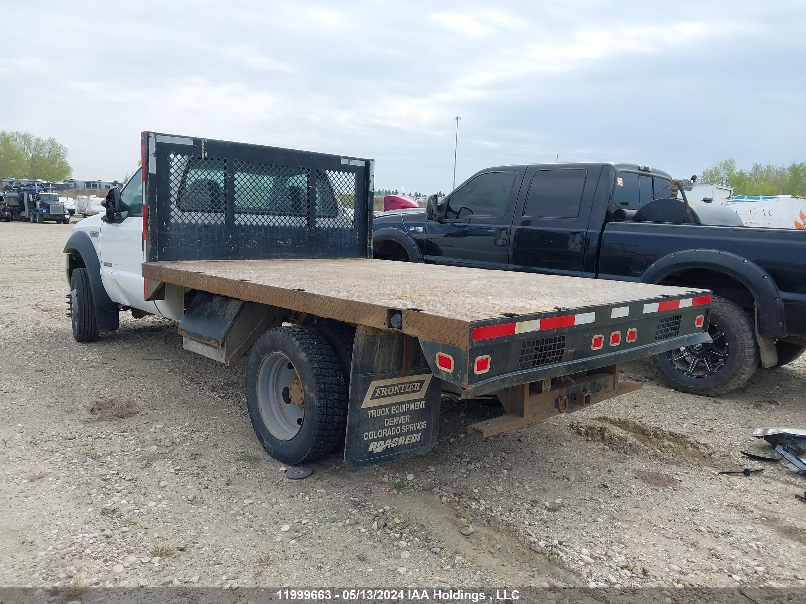 Photo 2 VIN: 1FDXF46P97EA73367 - FORD F450 