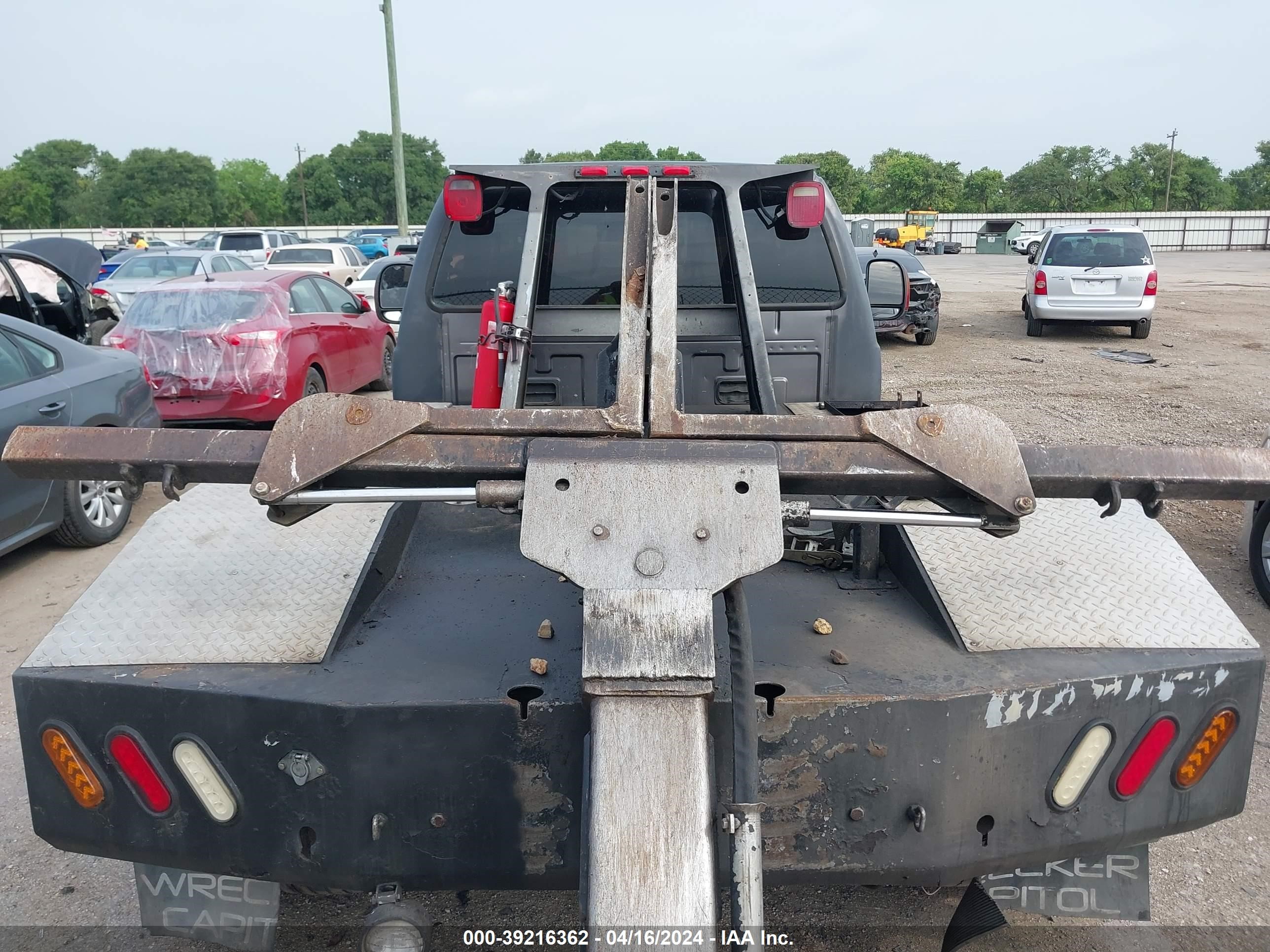 Photo 5 VIN: 1FDXF46PX7EA79405 - FORD F450 