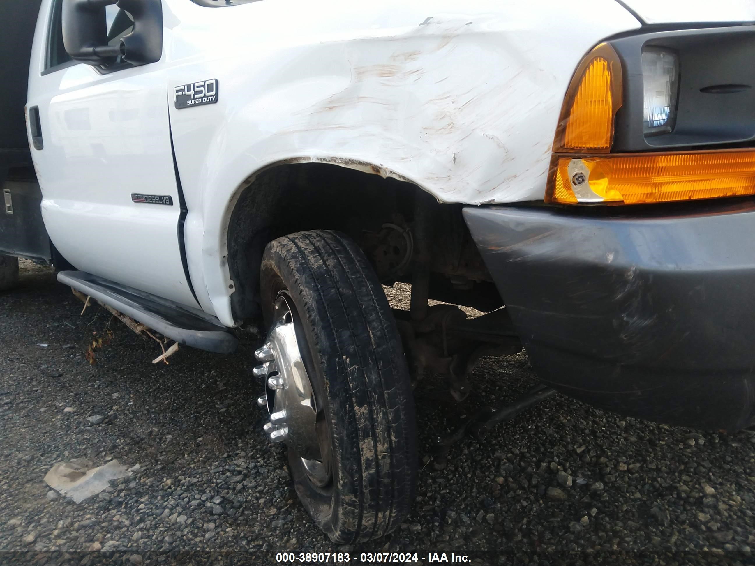 Photo 9 VIN: 1FDXF47F7YED97943 - FORD F450 