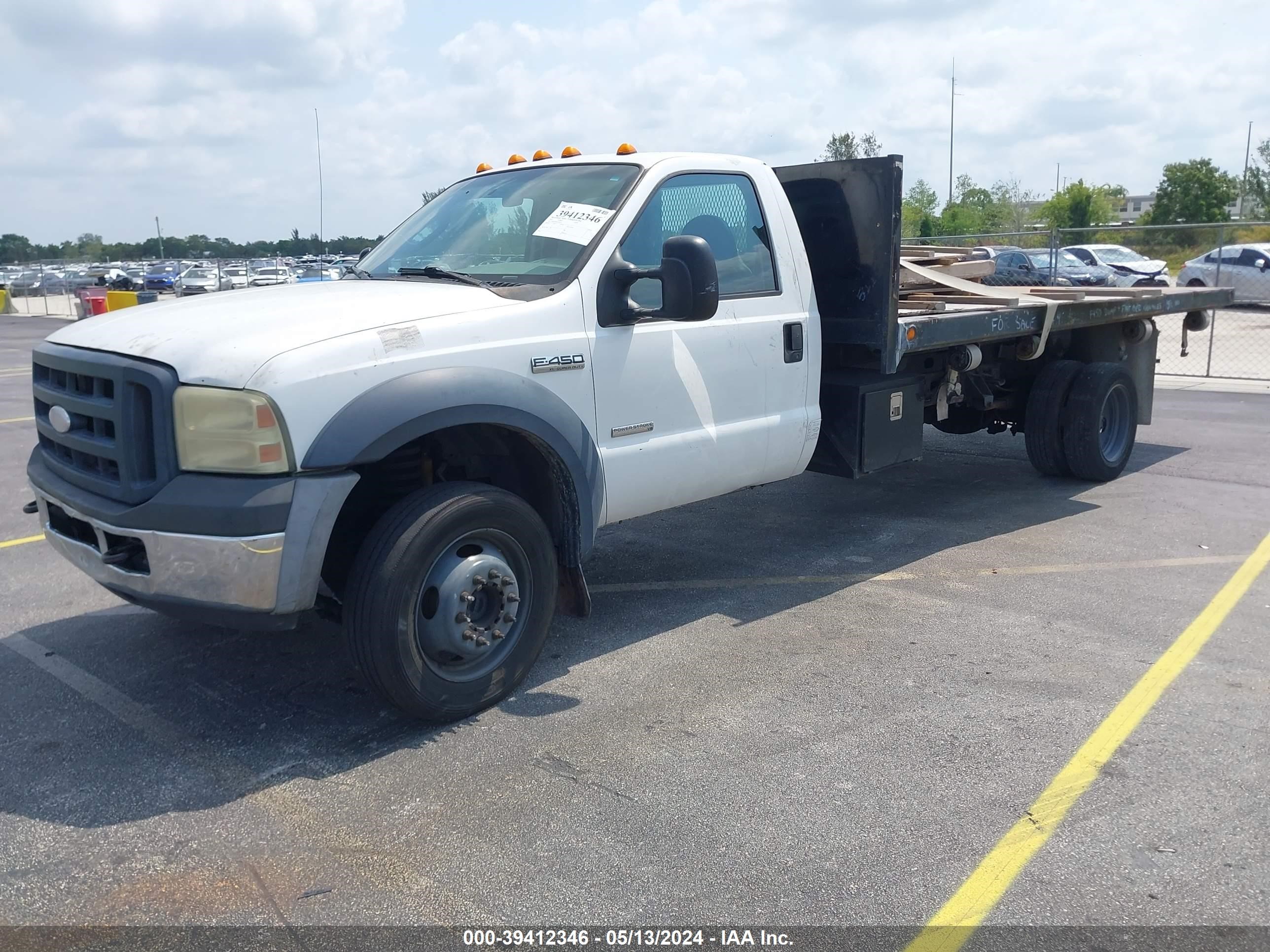 Photo 1 VIN: 1FDXF47PX7EA03715 - FORD F450 