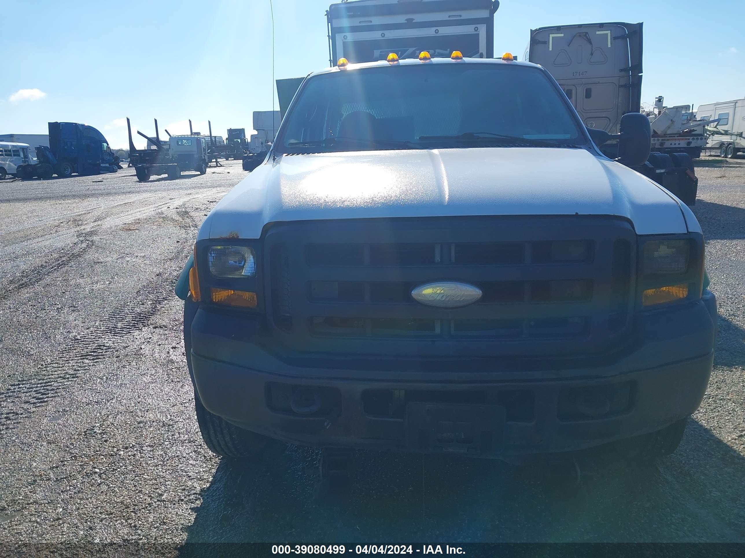 Photo 11 VIN: 1FDXW46P26EB79433 - FORD F450 