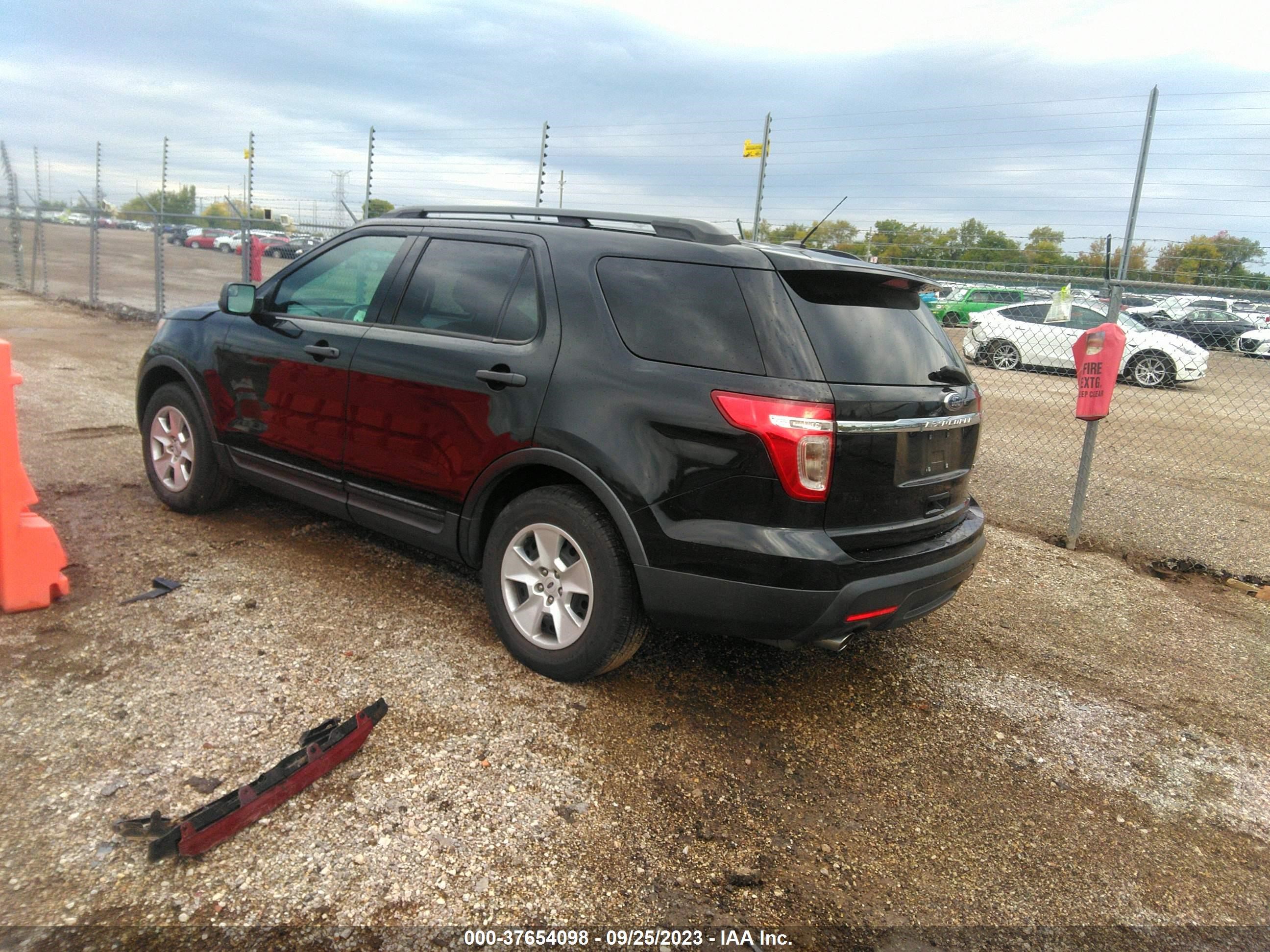 Photo 2 VIN: 1FM5K7B89EGA41992 - FORD EXPLORER 