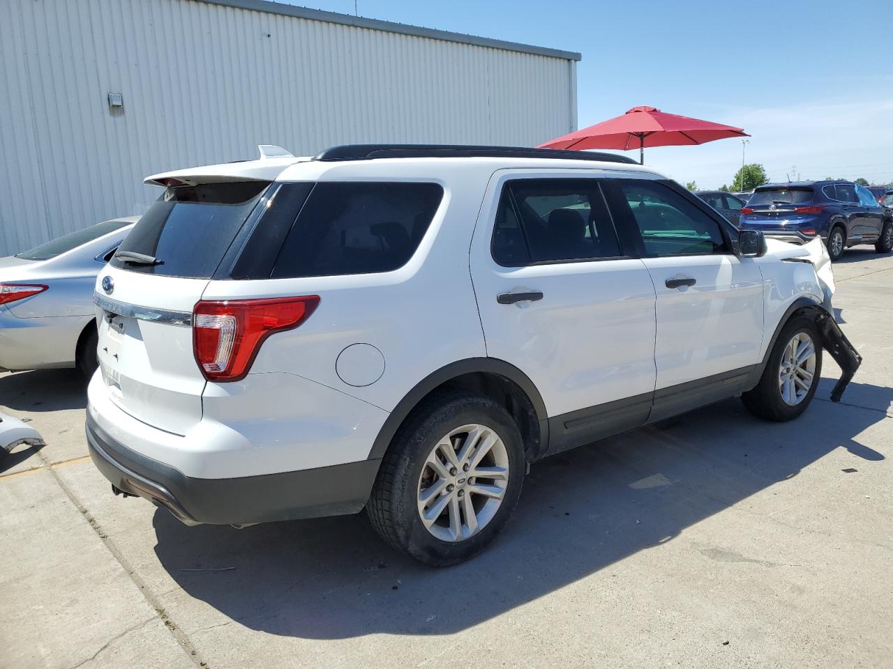 Photo 2 VIN: 1FM5K7B8XHGB39563 - FORD EXPLORER 