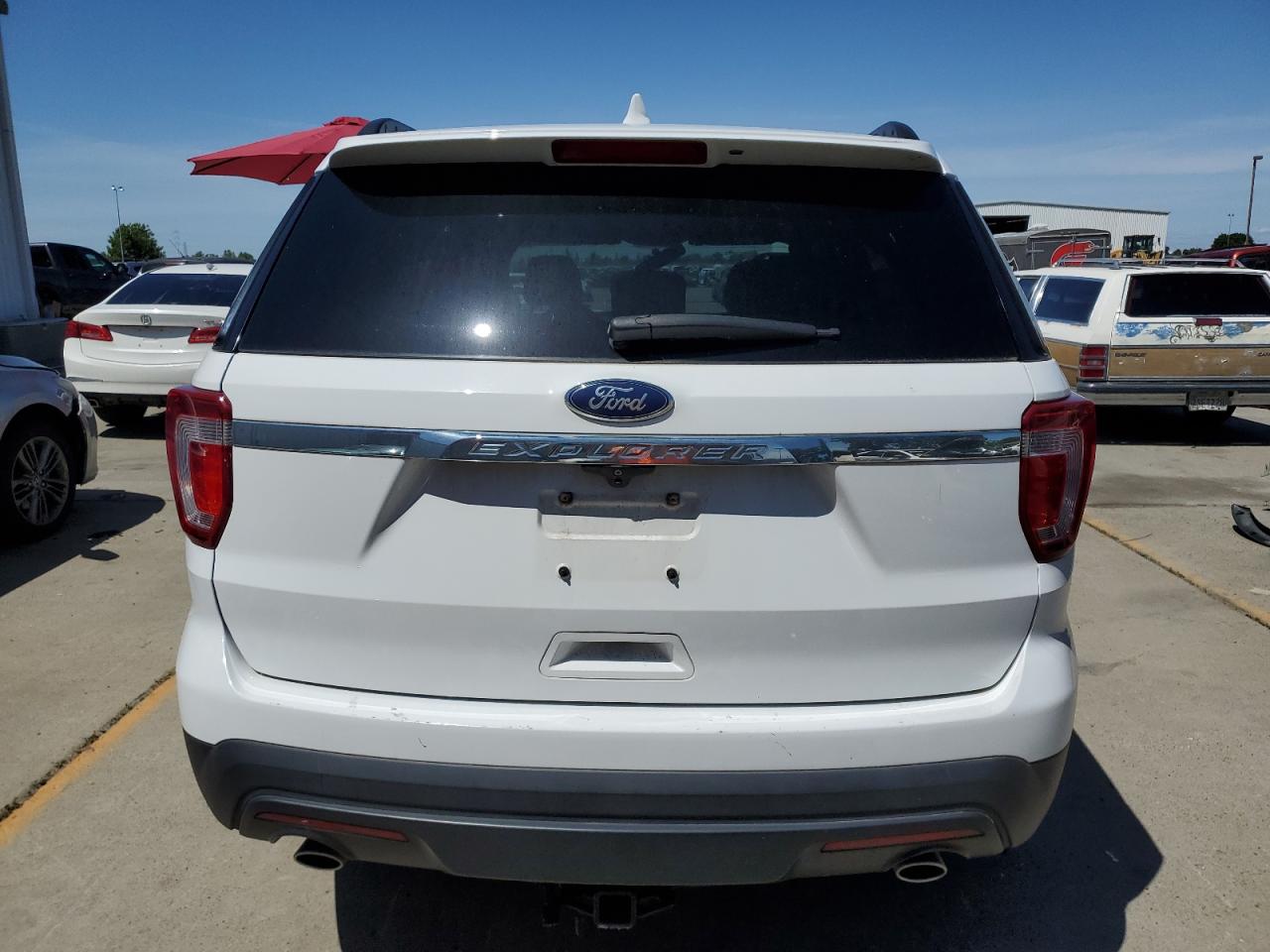 Photo 5 VIN: 1FM5K7B8XHGB39563 - FORD EXPLORER 