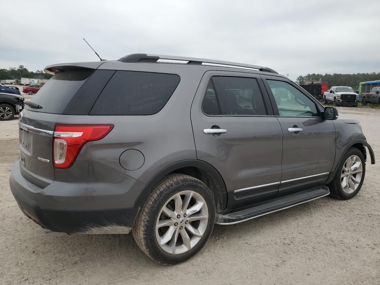 Photo 2 VIN: 1FM5K7D80DGB26375 - FORD EXPLORER 