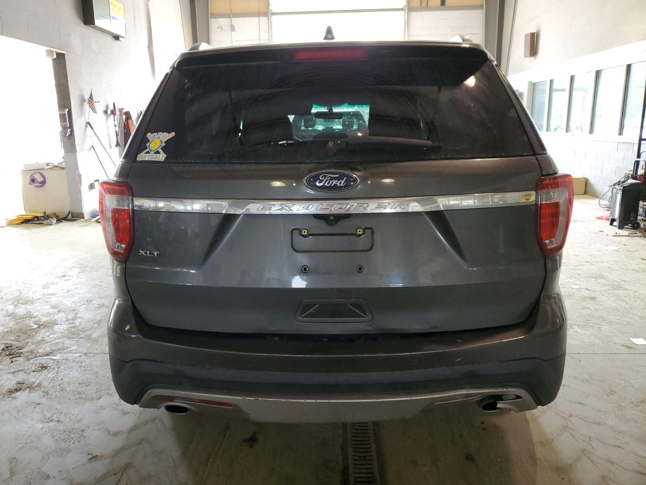 Photo 5 VIN: 1FM5K7D80HGA06937 - FORD EXPLORER 