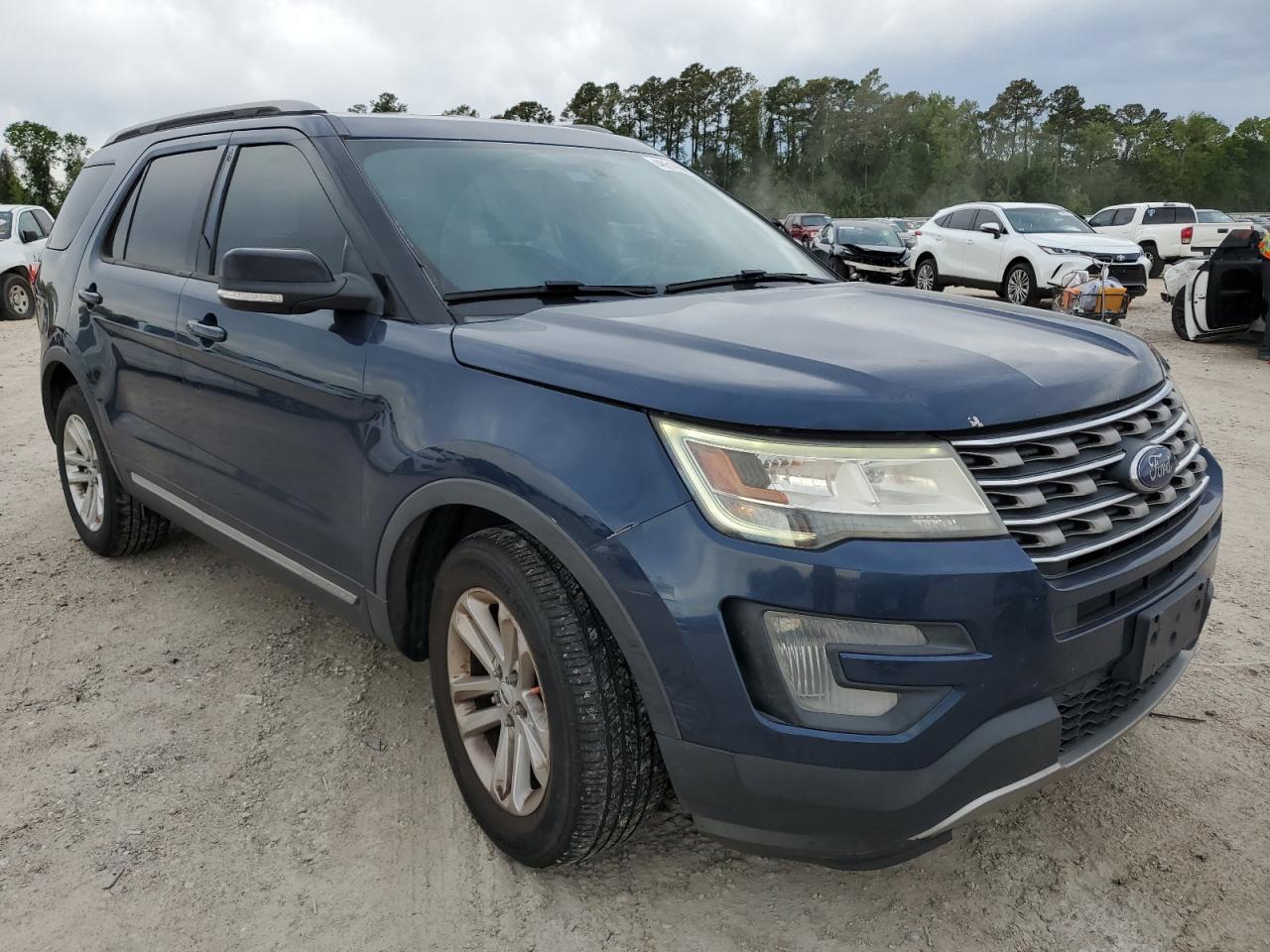 Photo 3 VIN: 1FM5K7D81HGC04877 - FORD EXPLORER 