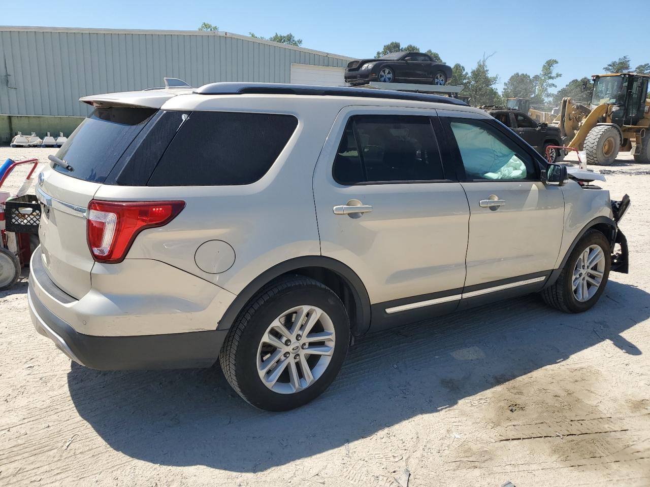 Photo 2 VIN: 1FM5K7D81HGC53481 - FORD EXPLORER 