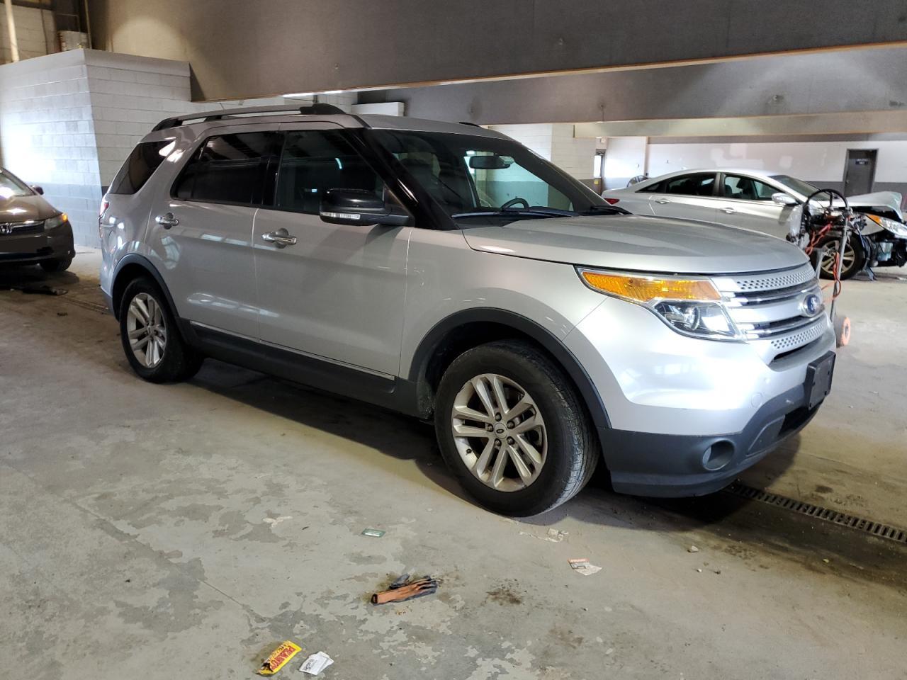 Photo 3 VIN: 1FM5K7D82EGC54585 - FORD EXPLORER 