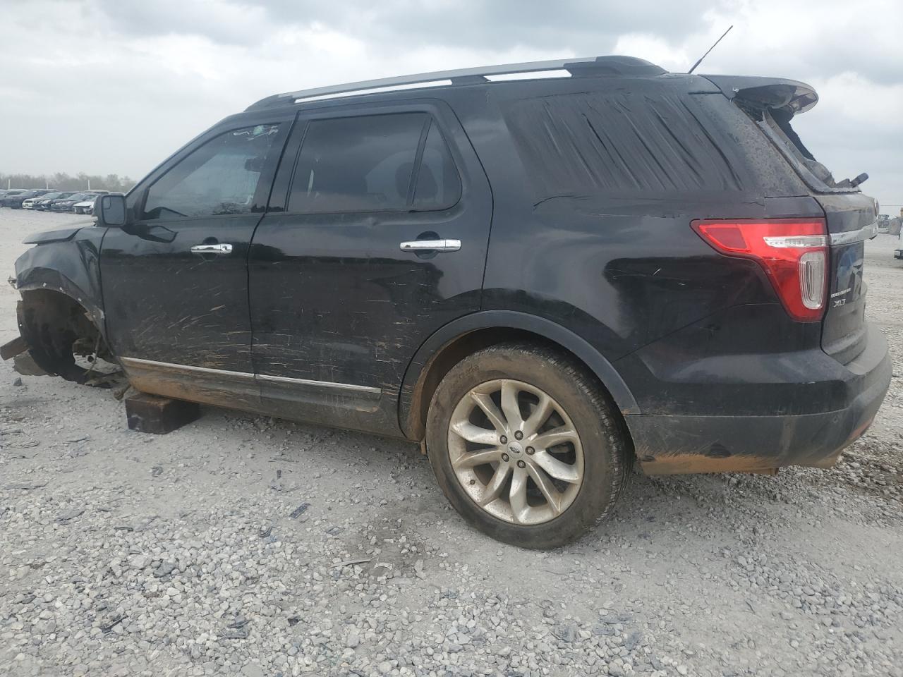 Photo 1 VIN: 1FM5K7D82FGB09256 - FORD EXPLORER 