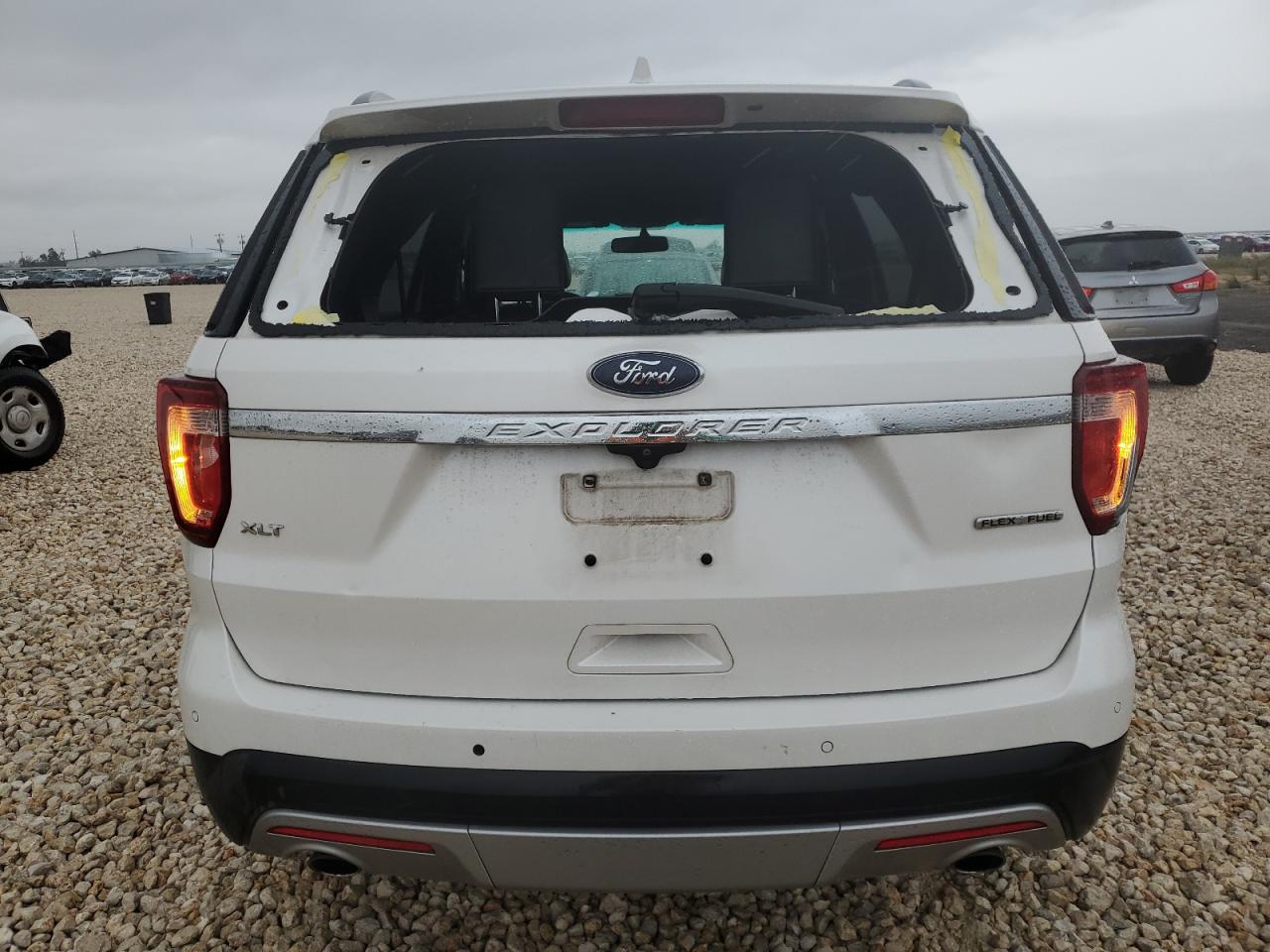 Photo 5 VIN: 1FM5K7D83GGC86075 - FORD EXPLORER 