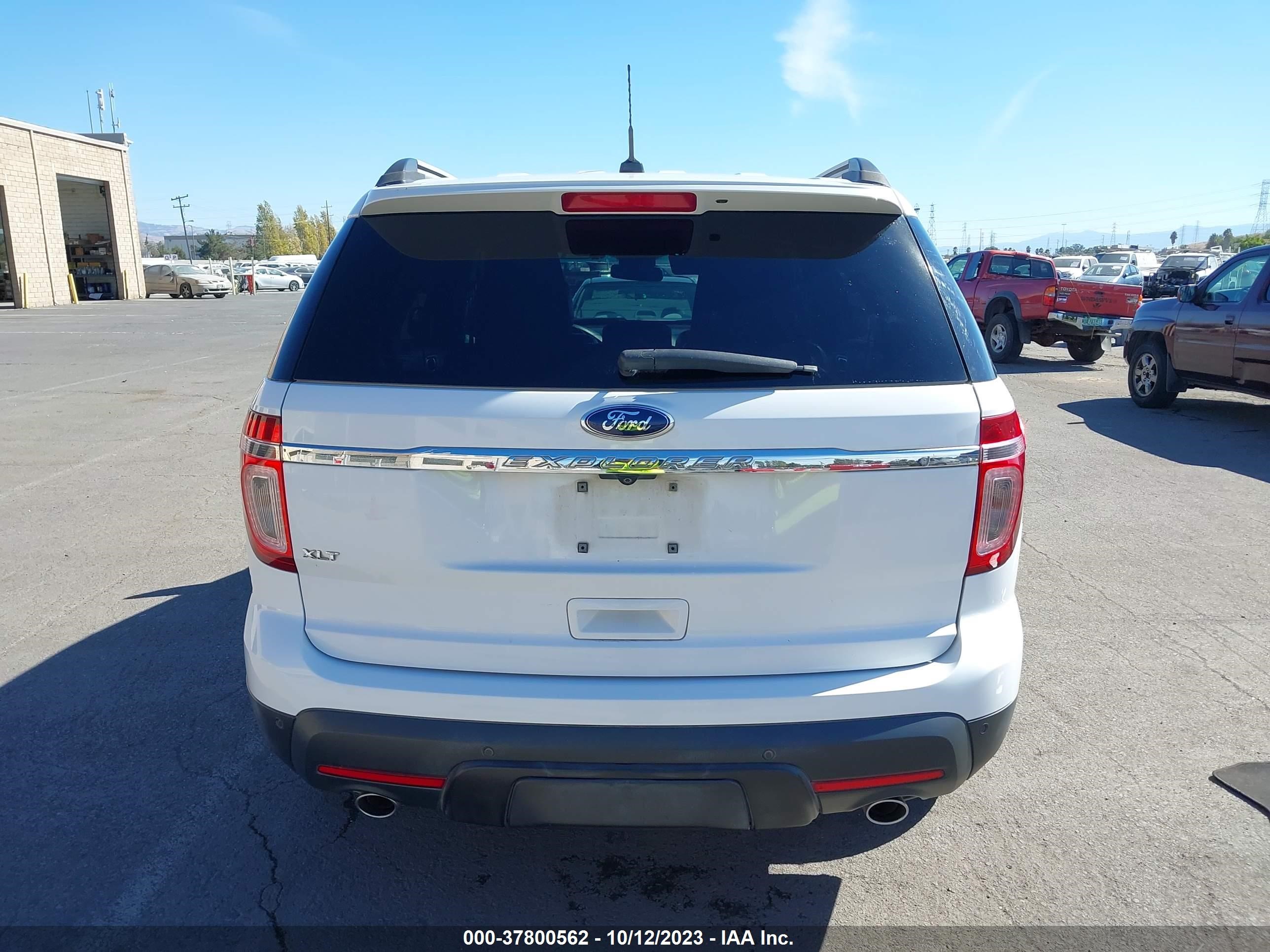 Photo 15 VIN: 1FM5K7D84DGB84232 - FORD EXPLORER 