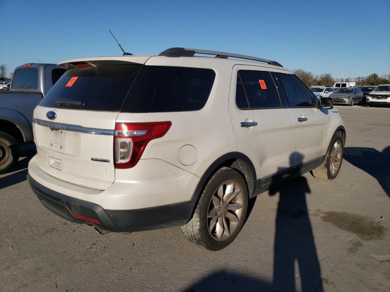 Photo 2 VIN: 1FM5K7D85FGA83381 - FORD EXPLORER 