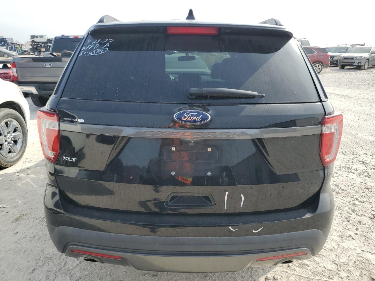 Photo 5 VIN: 1FM5K7D85HGD53857 - FORD EXPLORER 