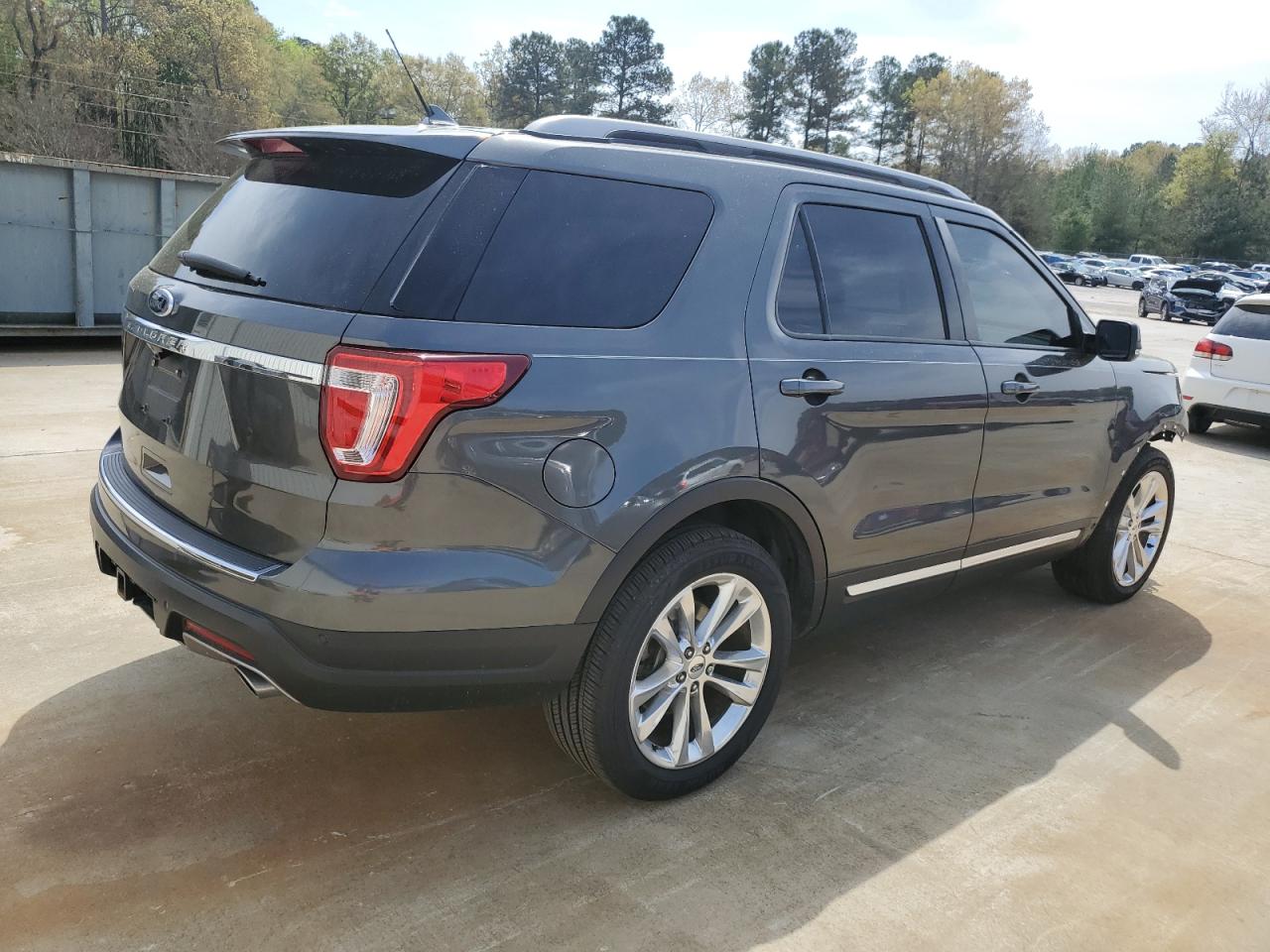 Photo 2 VIN: 1FM5K7D86JGA17608 - FORD EXPLORER 