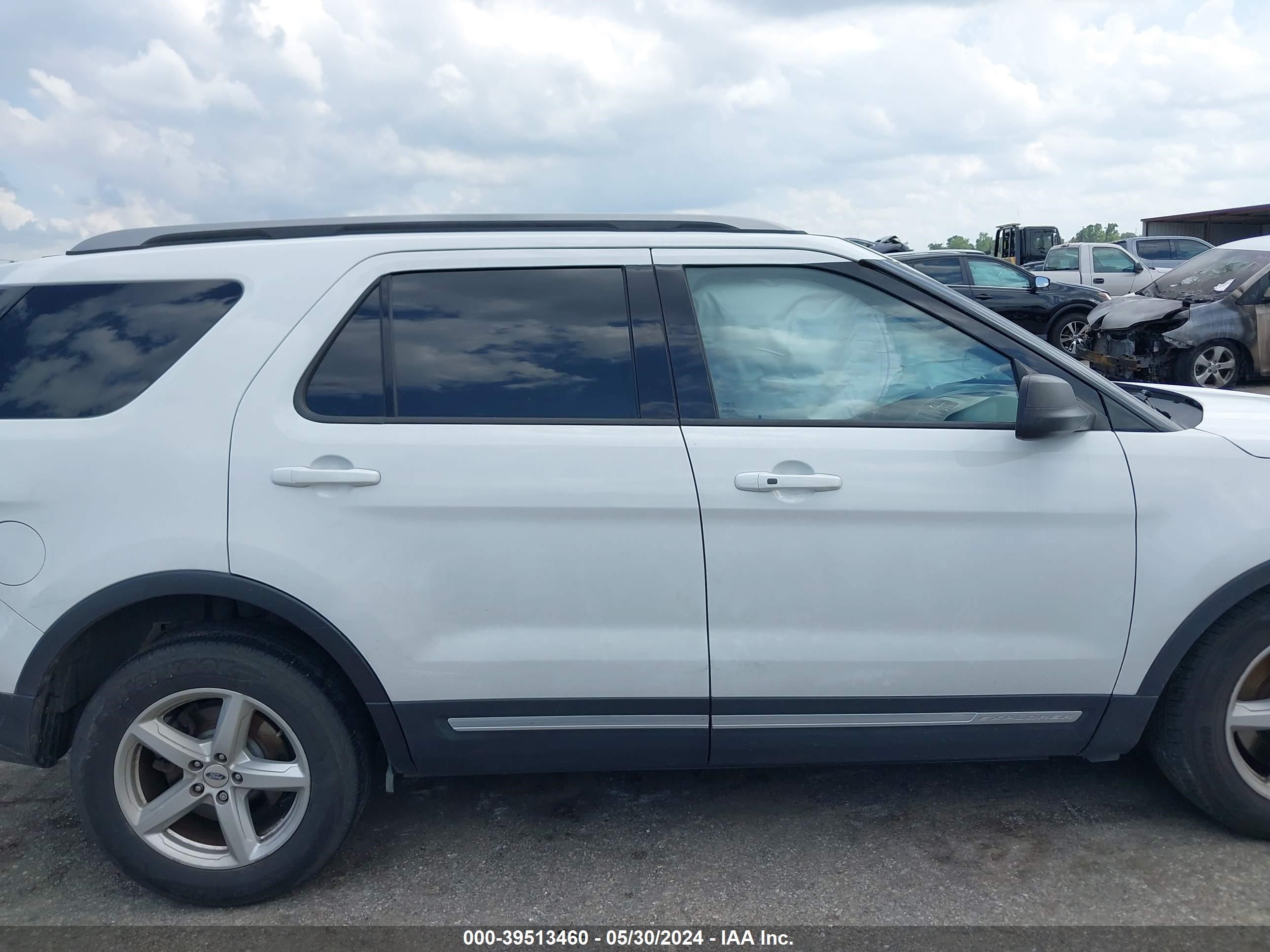 Photo 12 VIN: 1FM5K7D86JGA31363 - FORD EXPLORER 