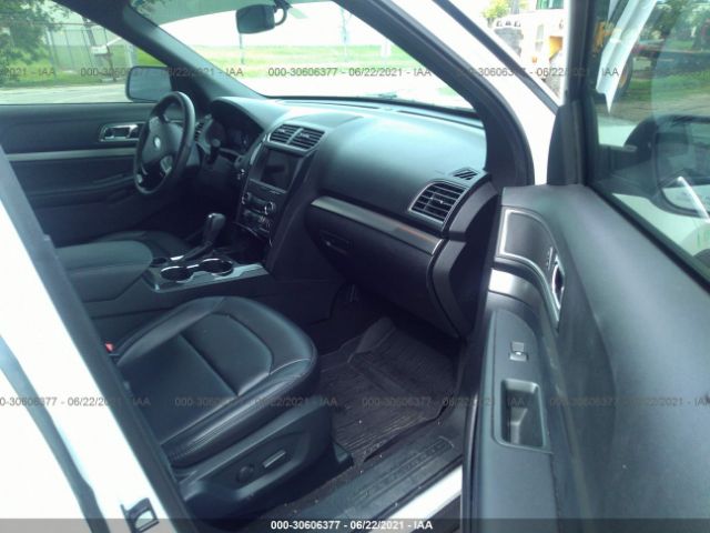 Photo 4 VIN: 1FM5K7D86KGB34963 - FORD EXPLORER 