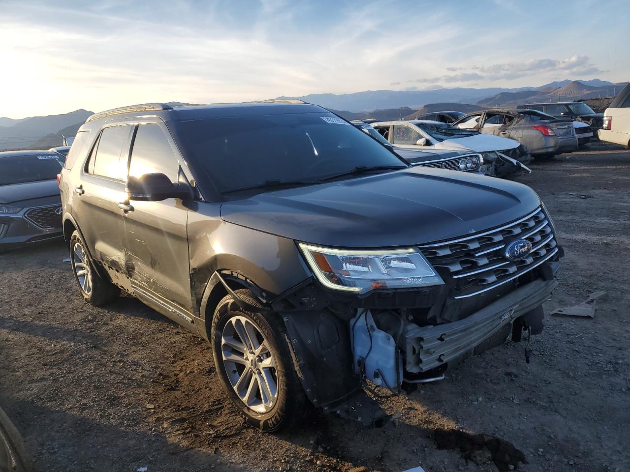 Photo 3 VIN: 1FM5K7D87HGD04336 - FORD EXPLORER 