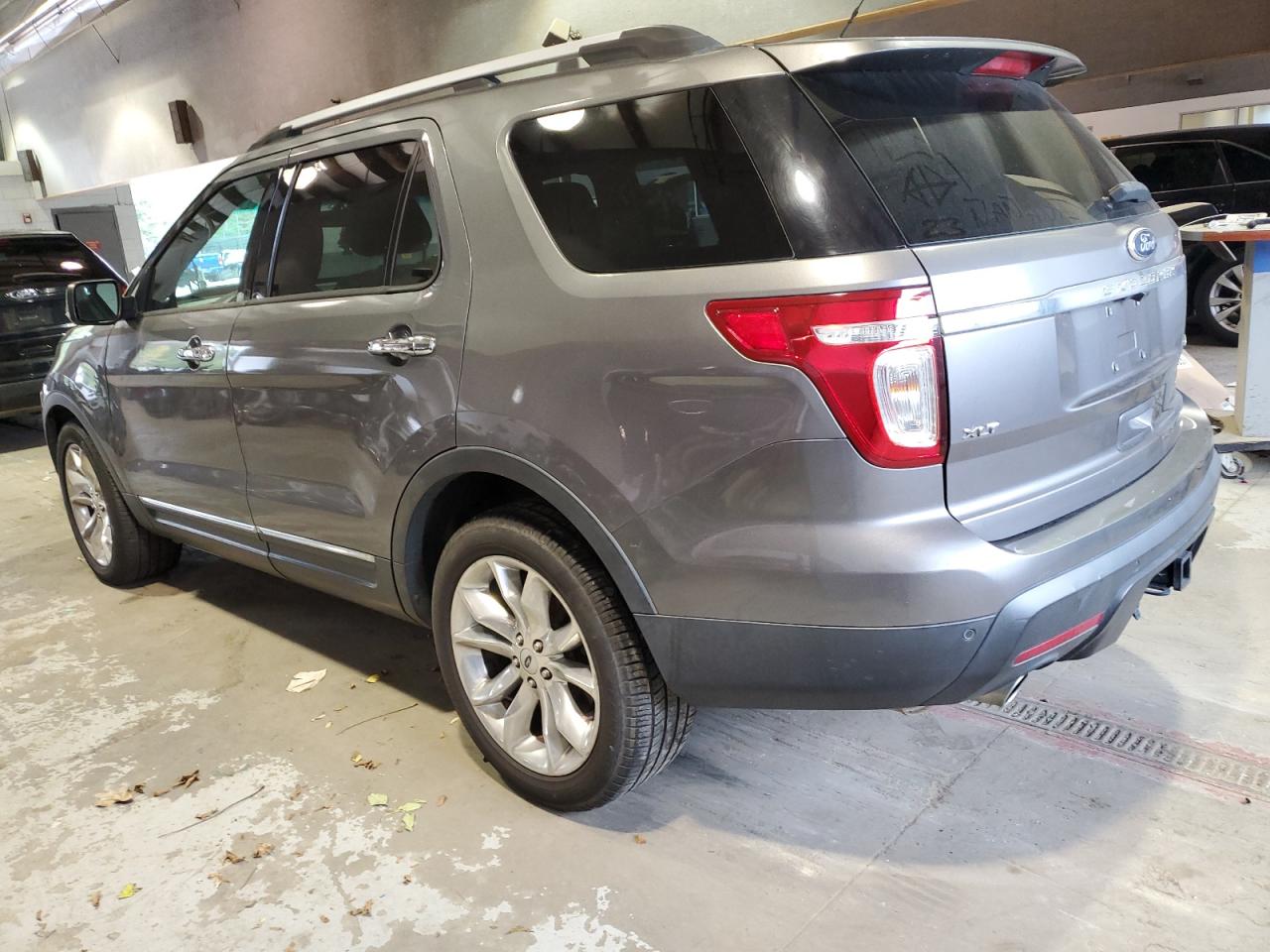 Photo 1 VIN: 1FM5K7D88DGC37949 - FORD EXPLORER 