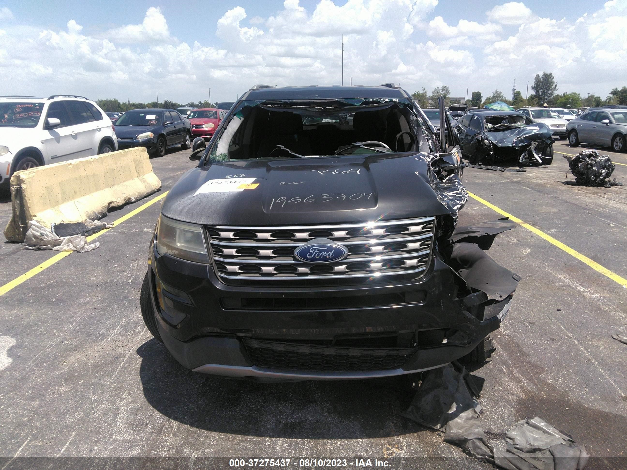 Photo 10 VIN: 1FM5K7D88GGC99257 - FORD EXPLORER 