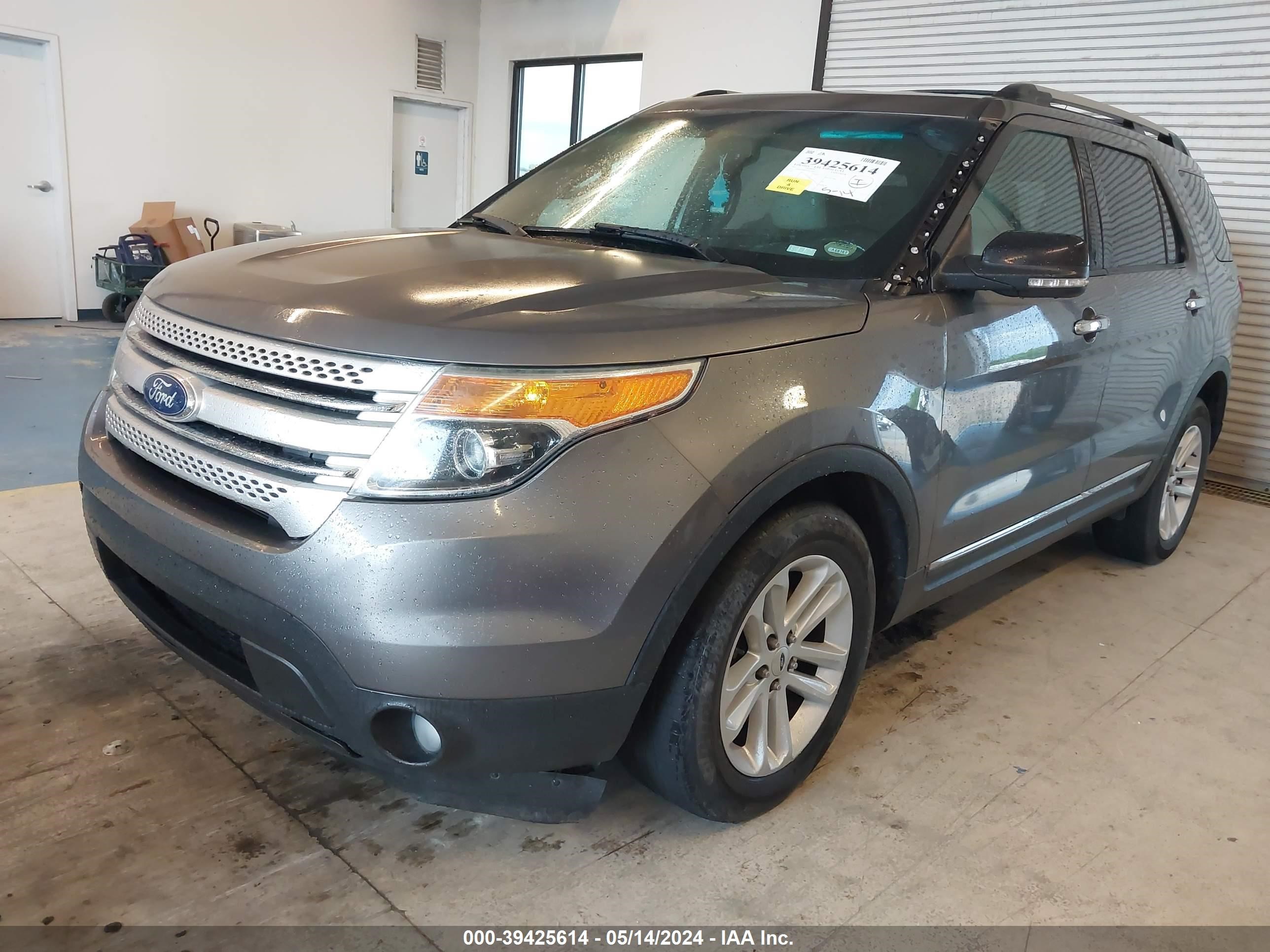 Photo 11 VIN: 1FM5K7D89DGB17853 - FORD EXPLORER 