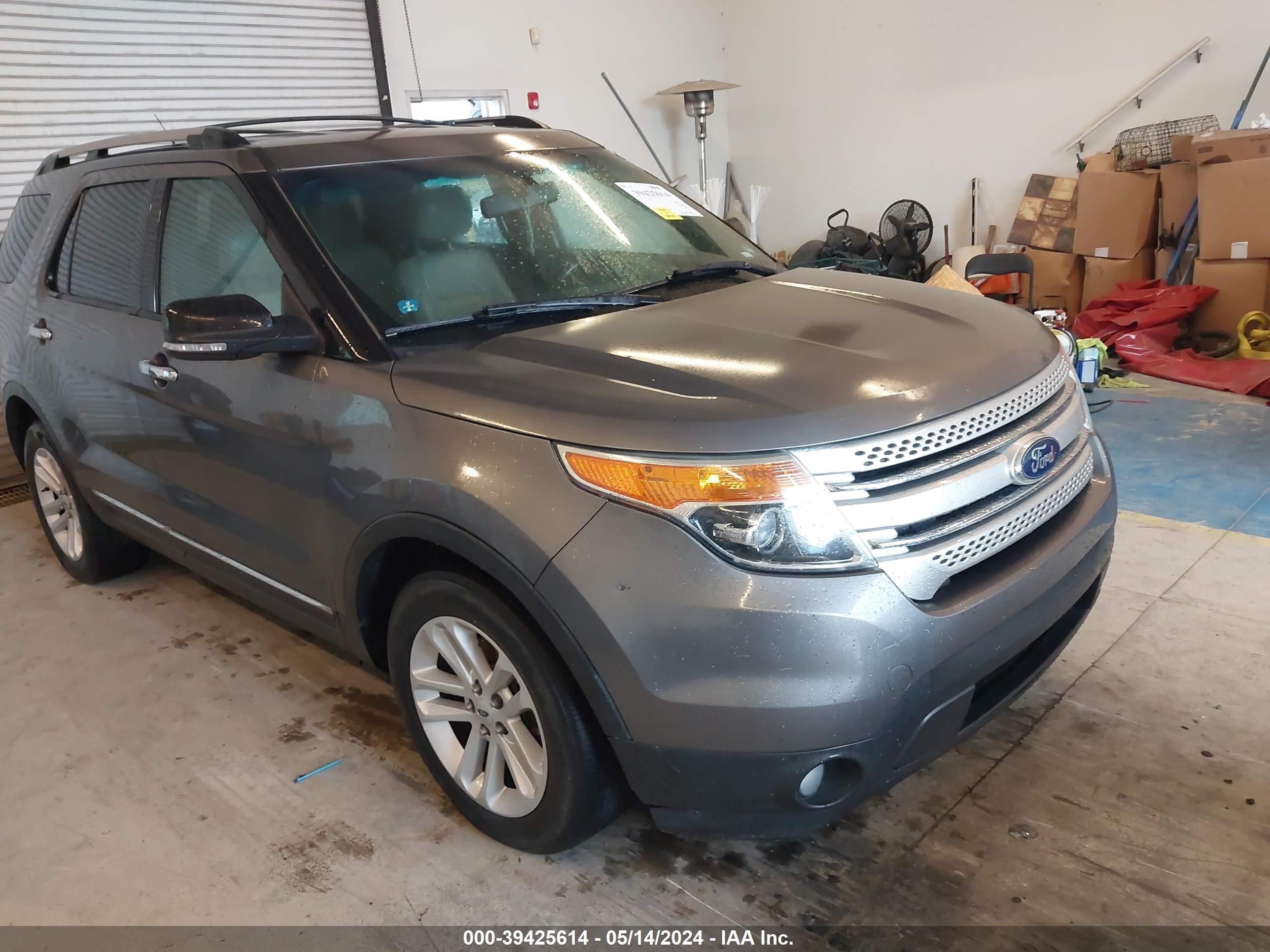 Photo 5 VIN: 1FM5K7D89DGB17853 - FORD EXPLORER 