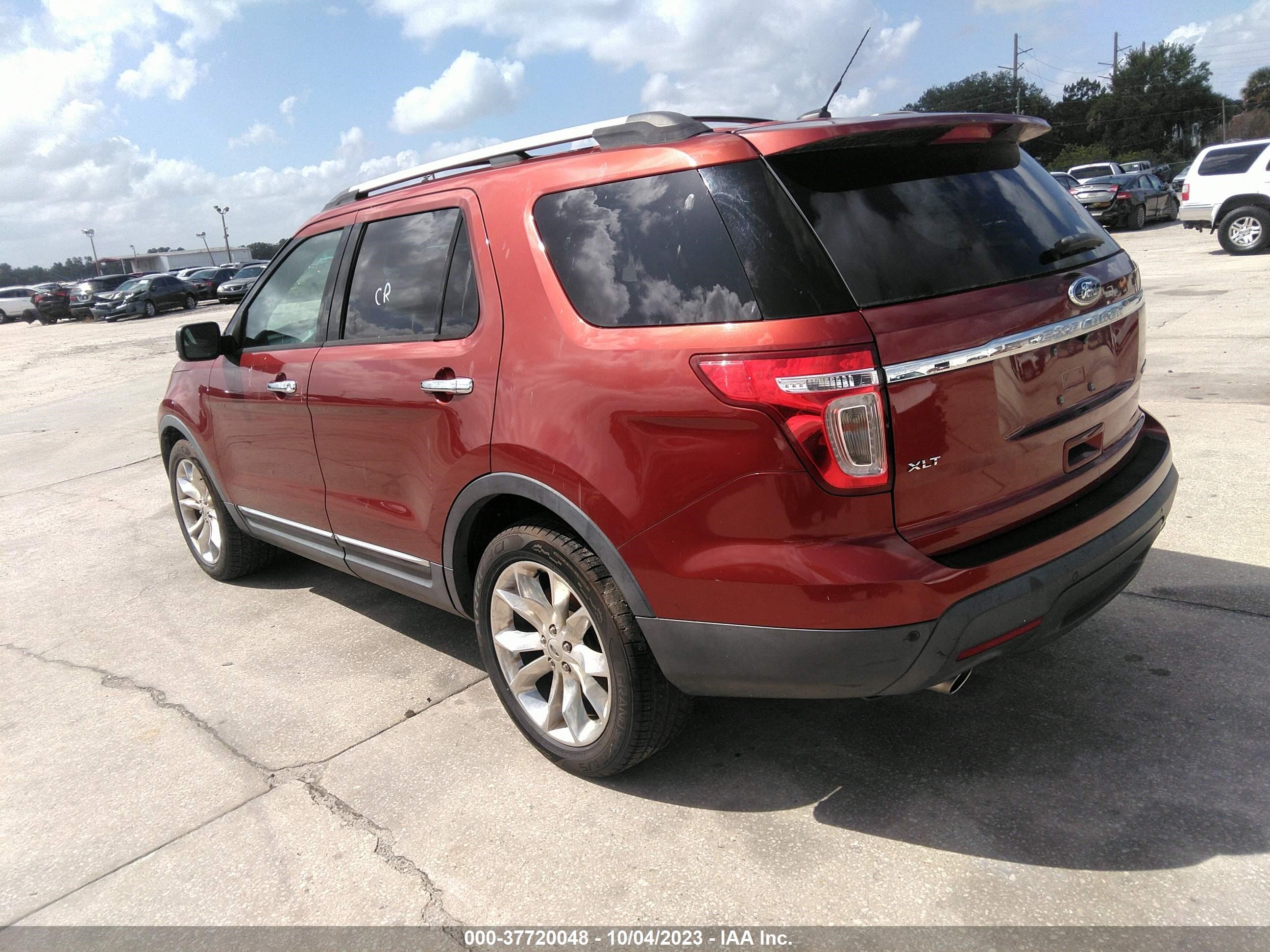 Photo 2 VIN: 1FM5K7D89EGB33438 - FORD EXPLORER 