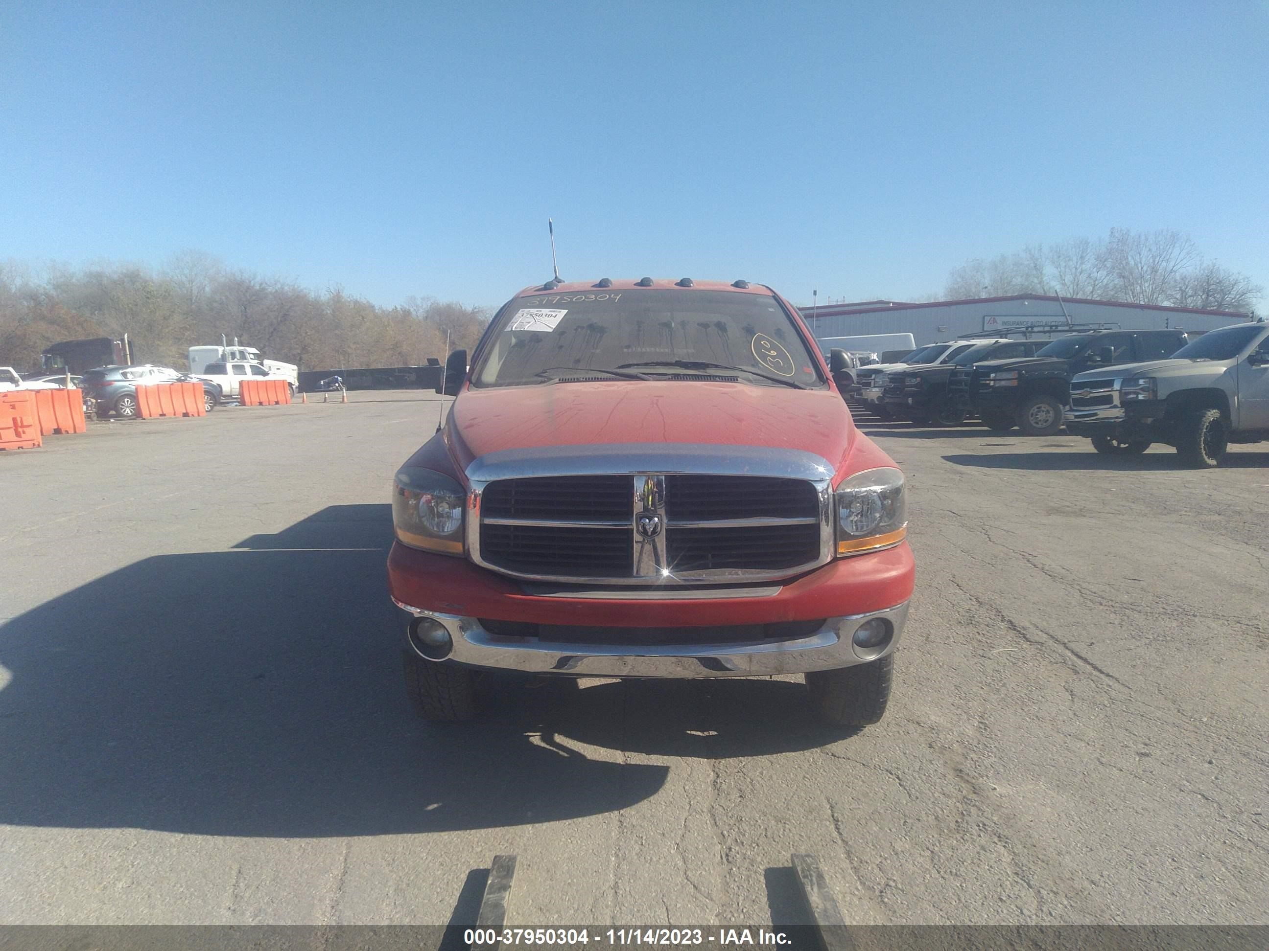 Photo 11 VIN: 1FM5K7D89EGC37489 - DODGE RAM 